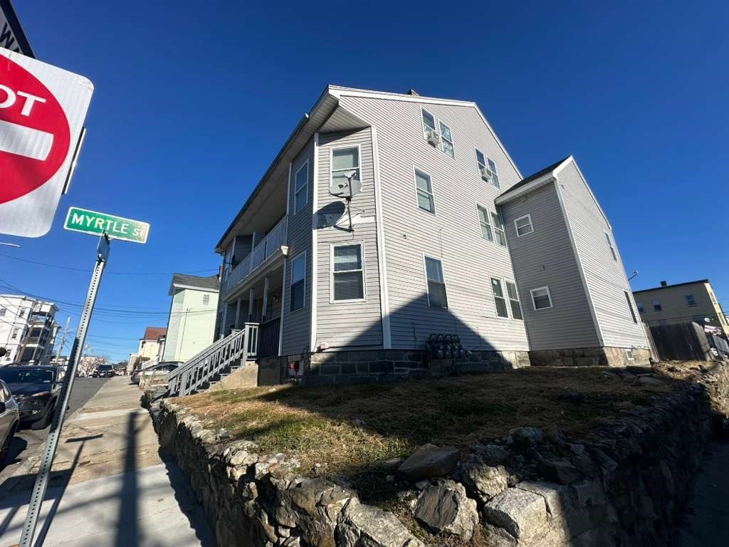 27 Willow St Unit A, Lawrence, MA 01841 - Image 3