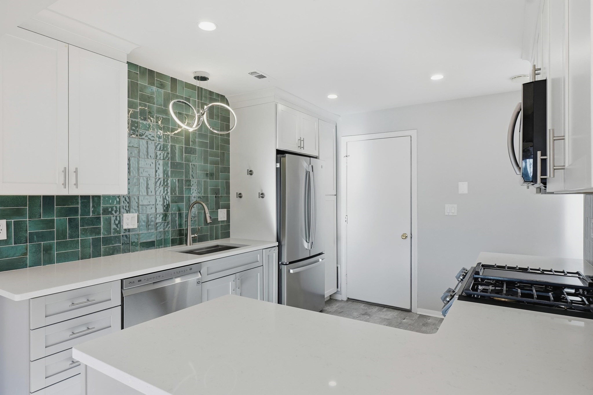 20 Rosewood Dr Unit 20, Stoughton, MA 02072 - Image 11