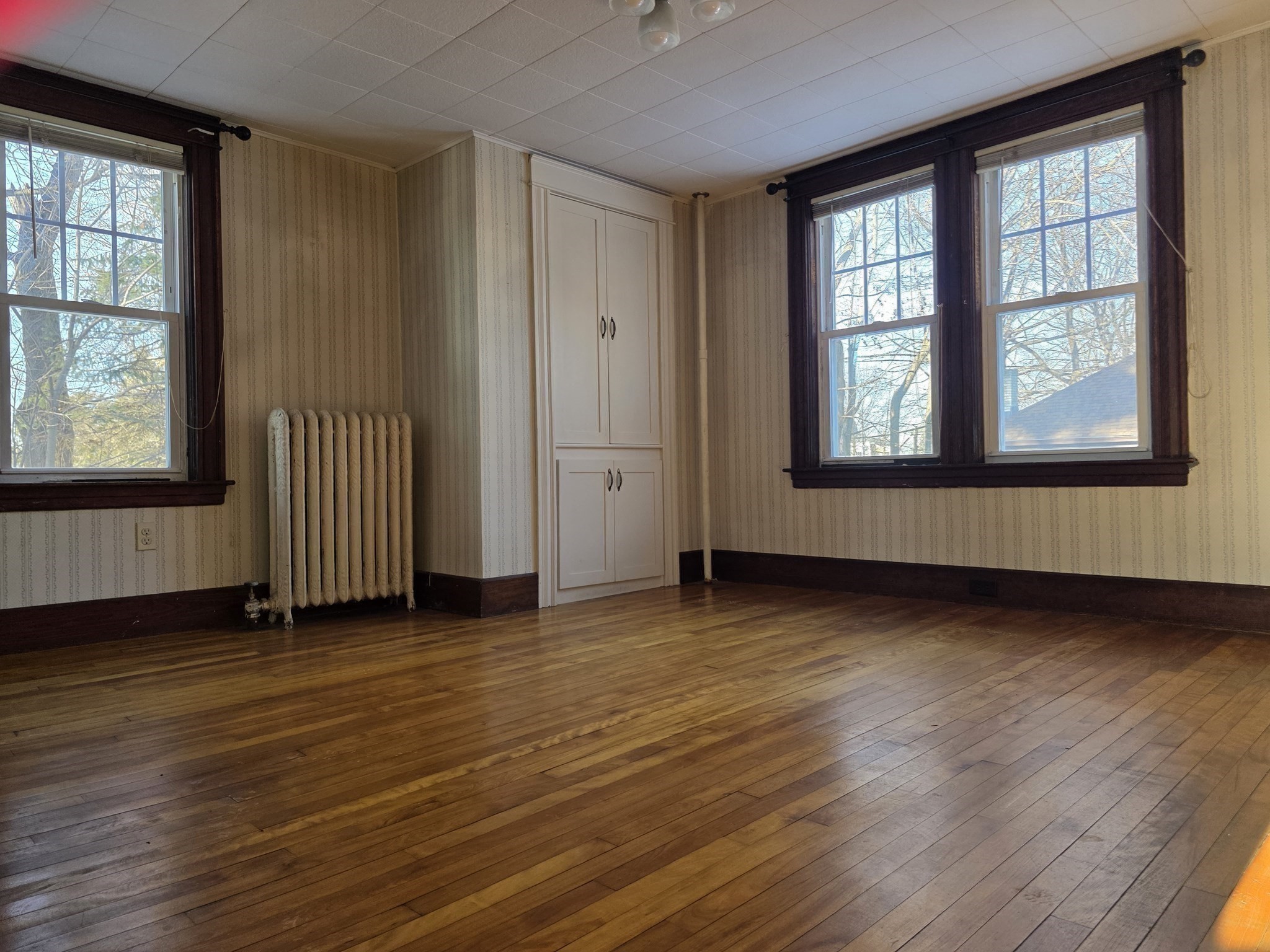 324 Chestnut St, Clinton, MA 01510 - Image 12