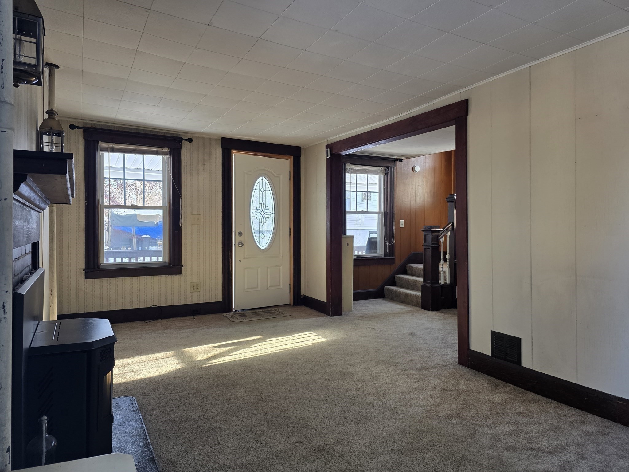 324 Chestnut St, Clinton, MA 01510 - Image 9