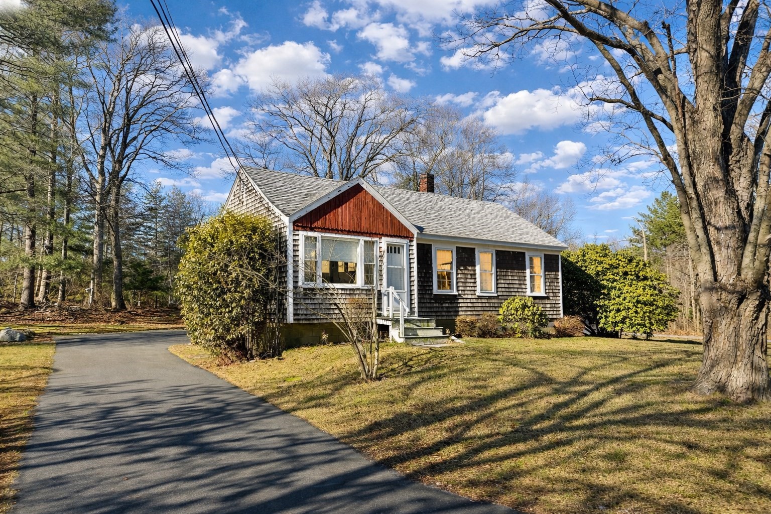 425 Laurel St, Bridgewater, MA 02324 - Image 2