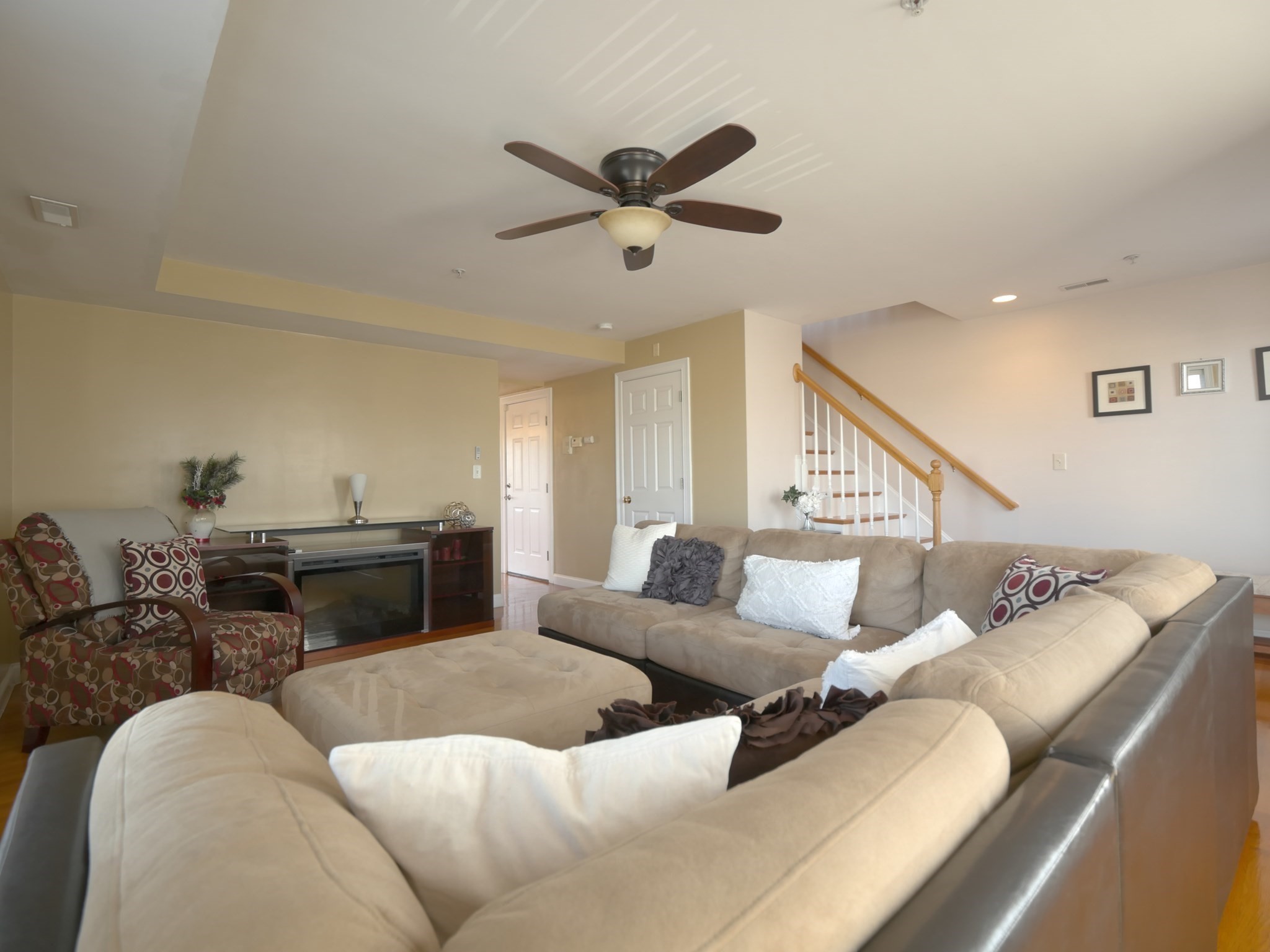 33 Grantley St Unit B, Hyde Park, Boston, MA 02136 - Image 9