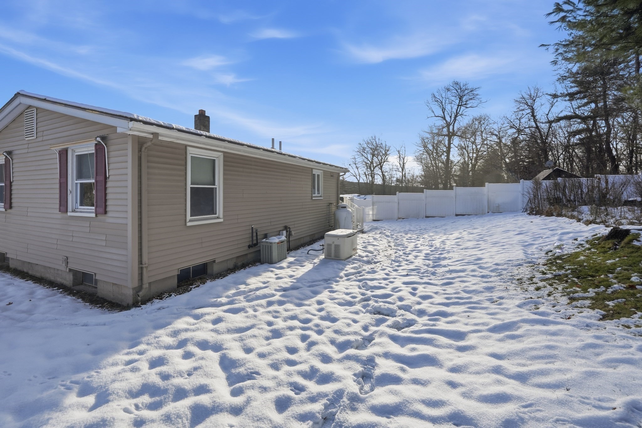140 Shearer St, Palmer, MA 01069 - Image 6