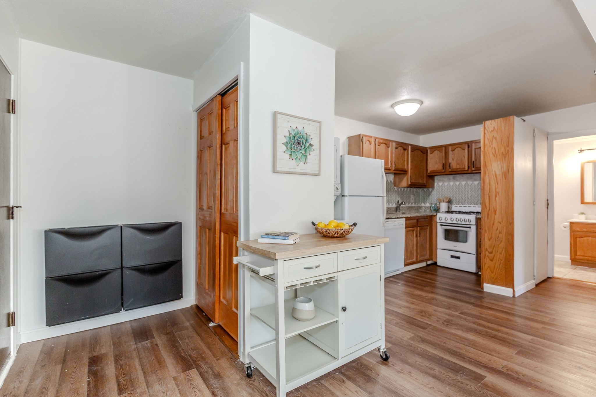 132 Hoffman Ave Unit 115, Cranston, RI 02920 - Image 3