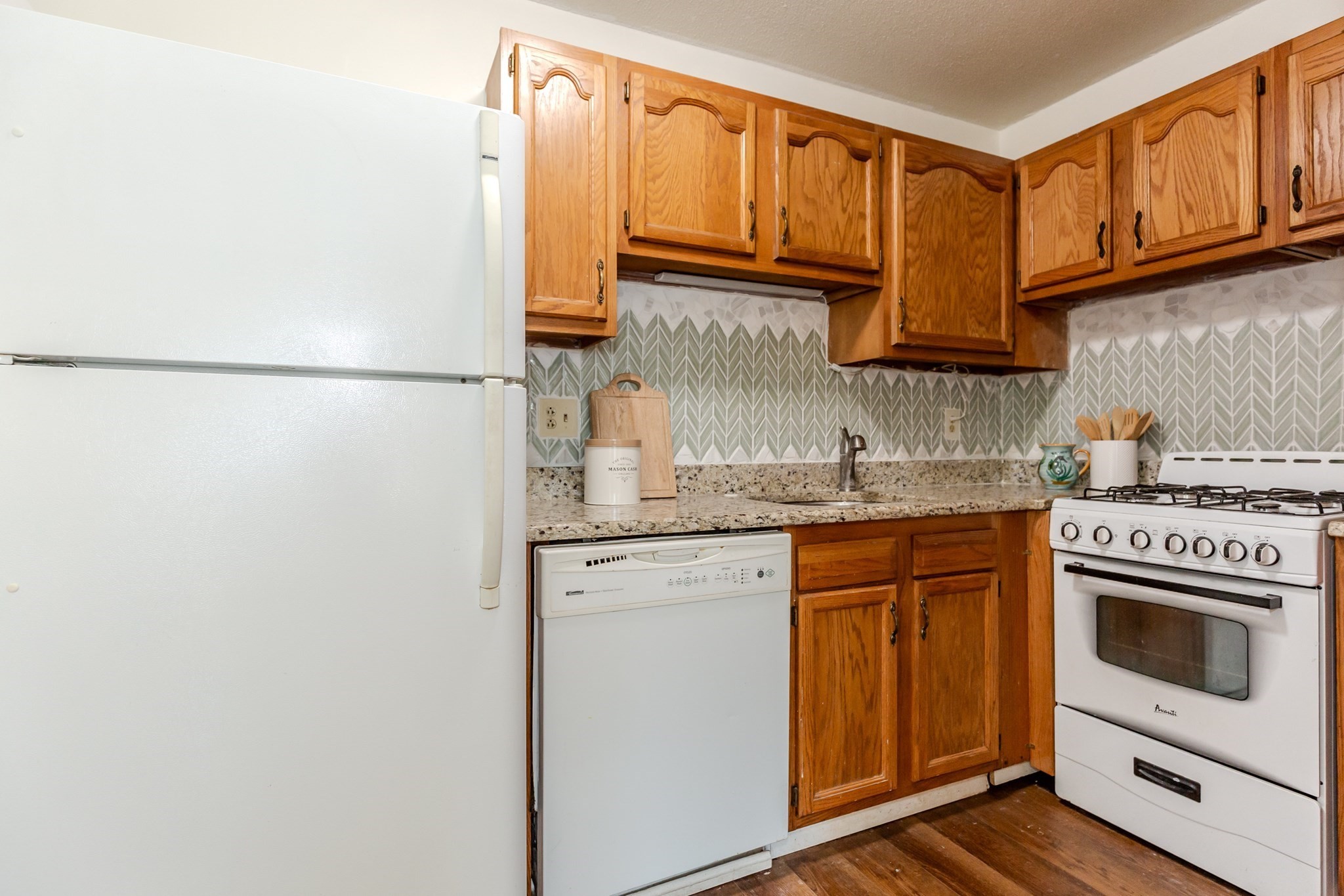 132 Hoffman Ave Unit 115, Cranston, RI 02920 - Image 4