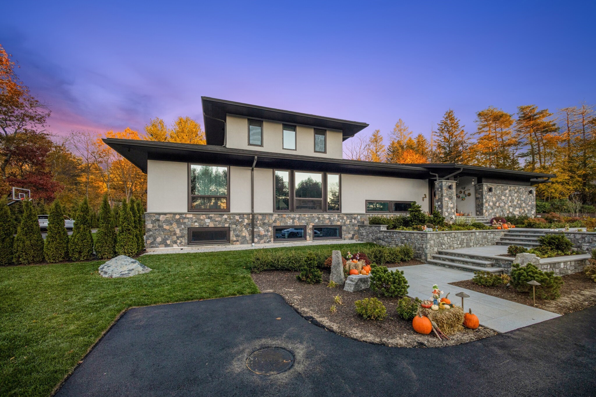 15 Myles Standish Rd, Weston, MA 02493