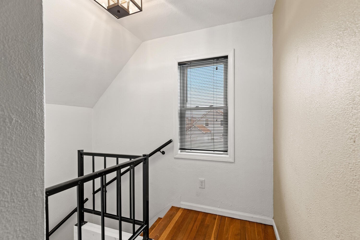 37 Sargents Court, Lynn, MA 01905 - Image 20