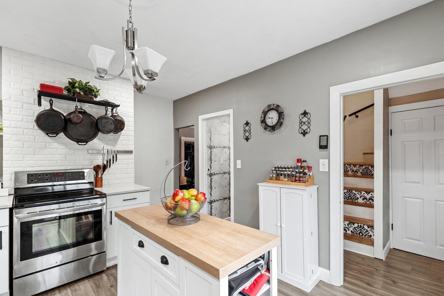 37 Sargents Court, Lynn, MA 01905 - Image 8