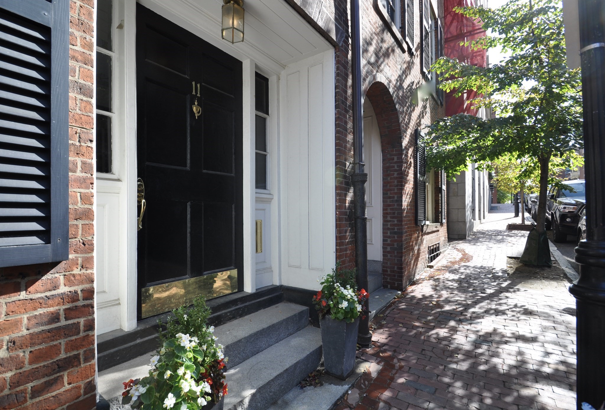 11 Joy Unit 4, Beacon Hill, Boston, MA 02114 - Image 2