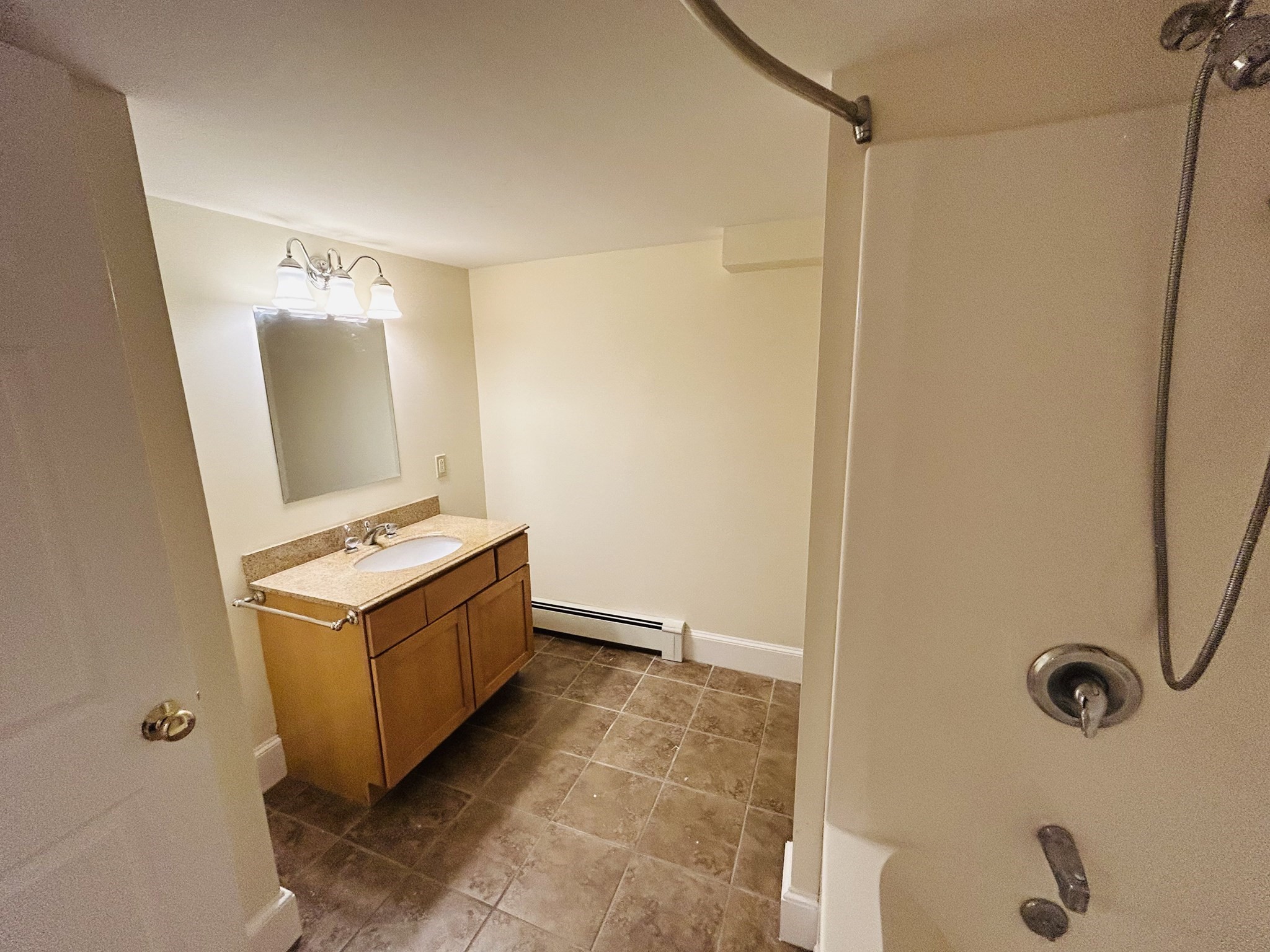 257 Lawrence St, New Bedford, MA 02745 - Image 36