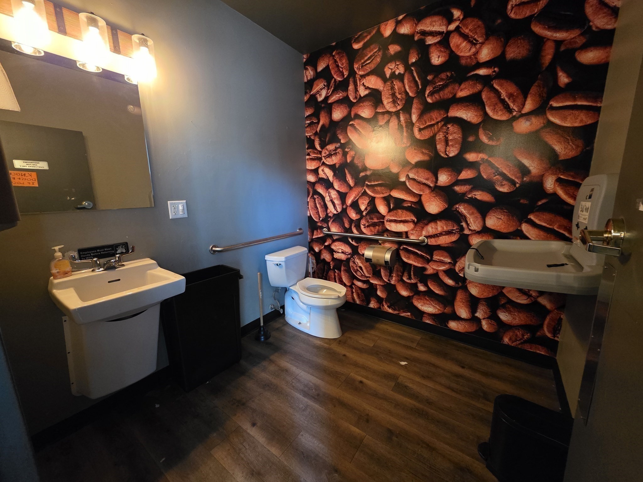 56 Franklin St, Worcester, MA 01608 - Image 13