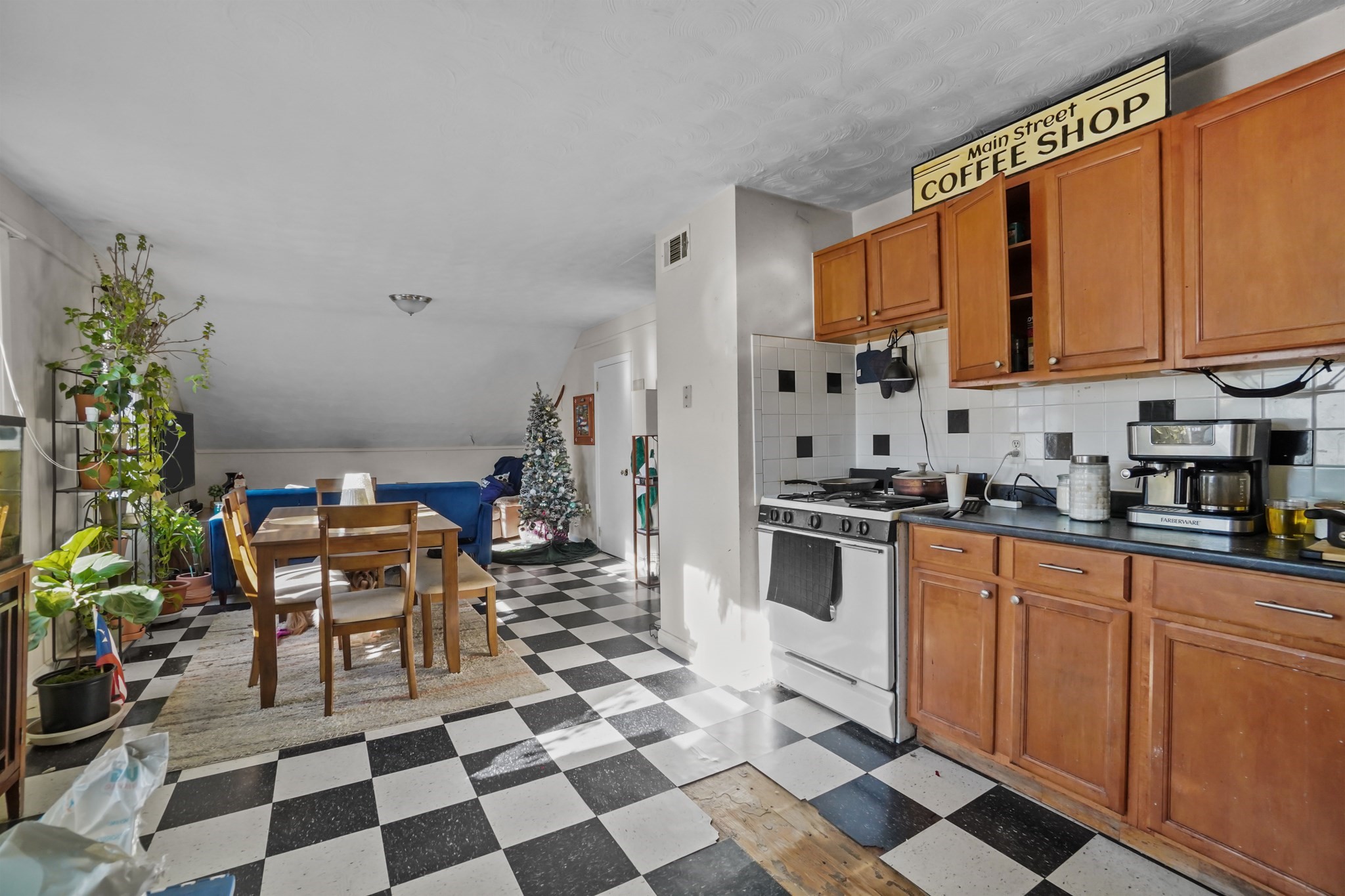 30 Brow St, Fall River, MA 02721 - Image 35