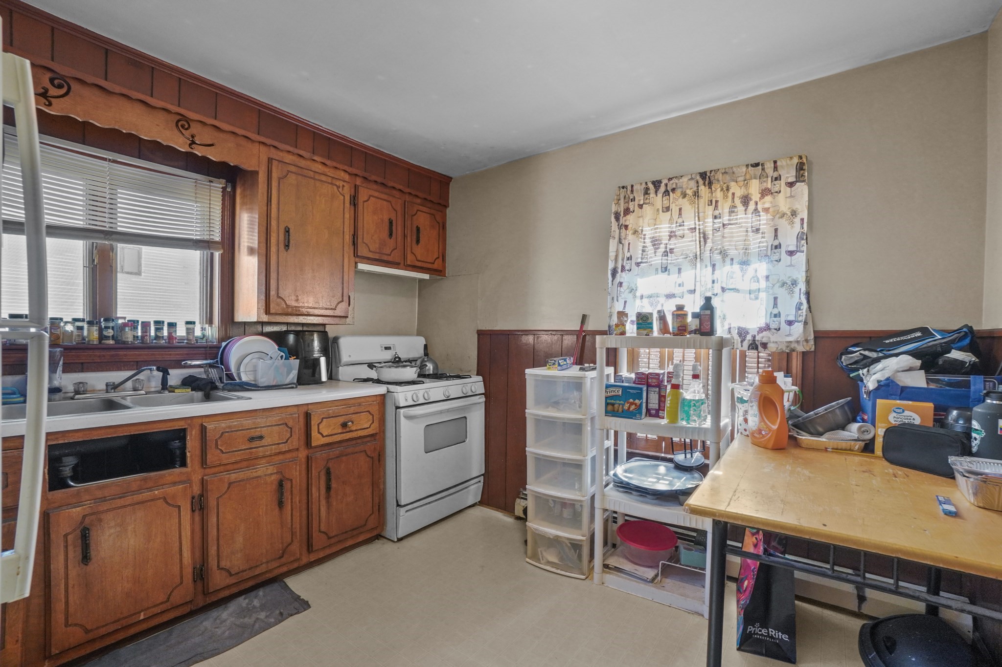 105 Park St, Fall River, MA 02721 - Image 3