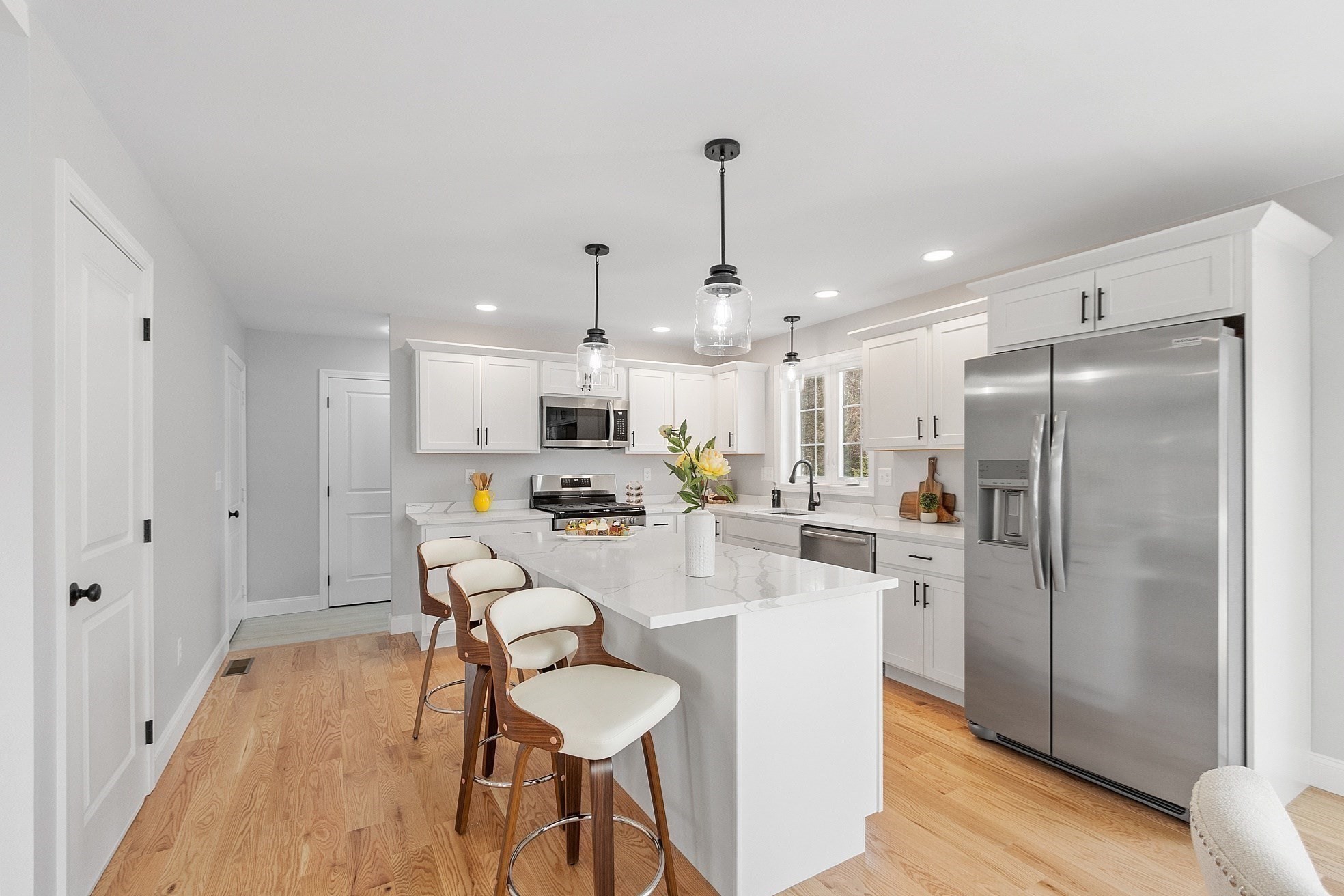 711 Massachusetts Avenue Unit 2, Lunenburg, MA 01462 - Image 11