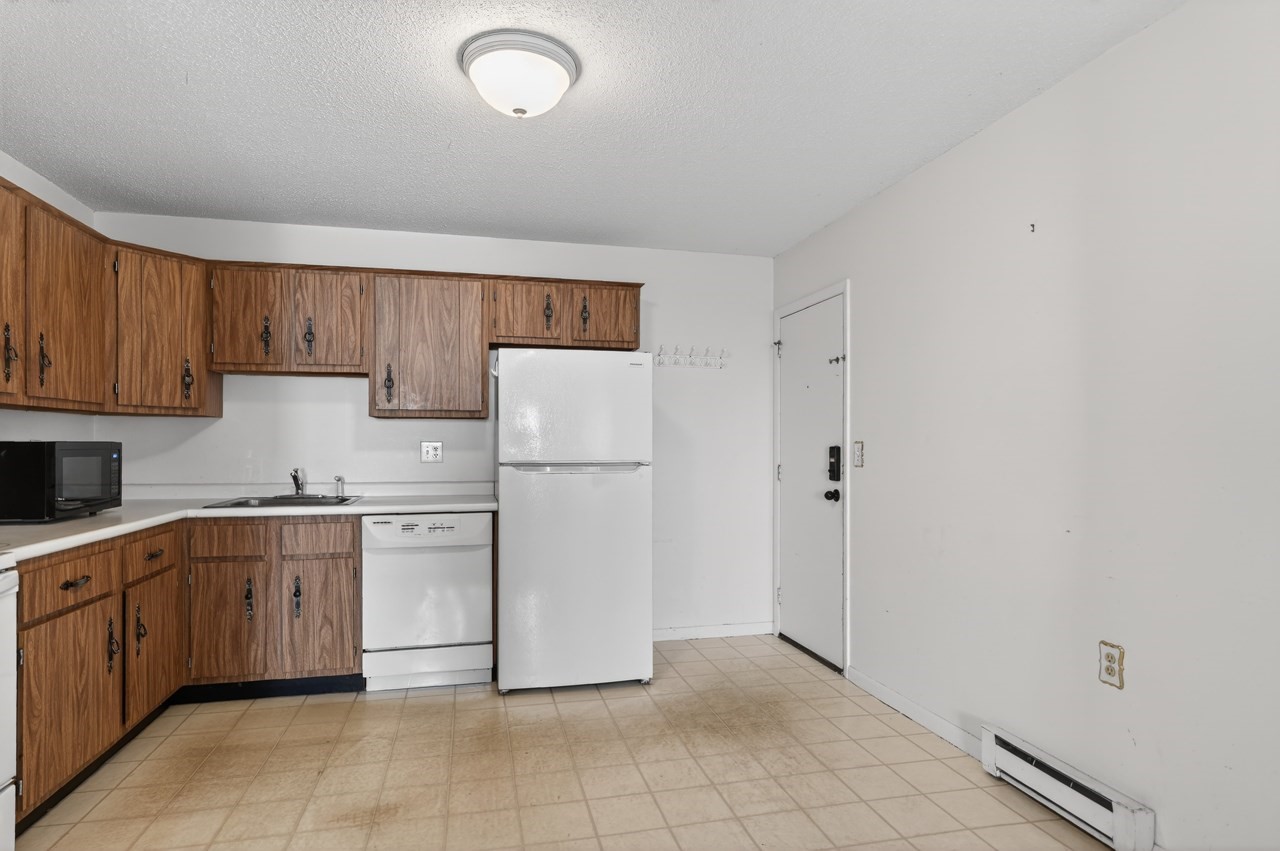 250 Nesmith St Unit A11, Lowell, MA 01852 - Image 10