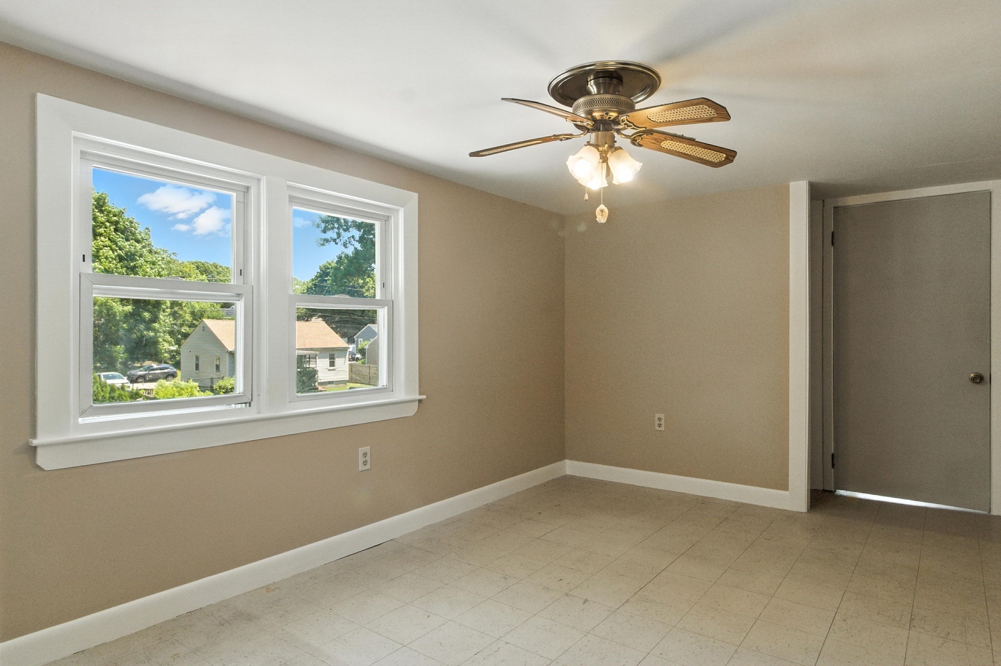 14 Doris Dr, Abington, MA 02351 - Image 14