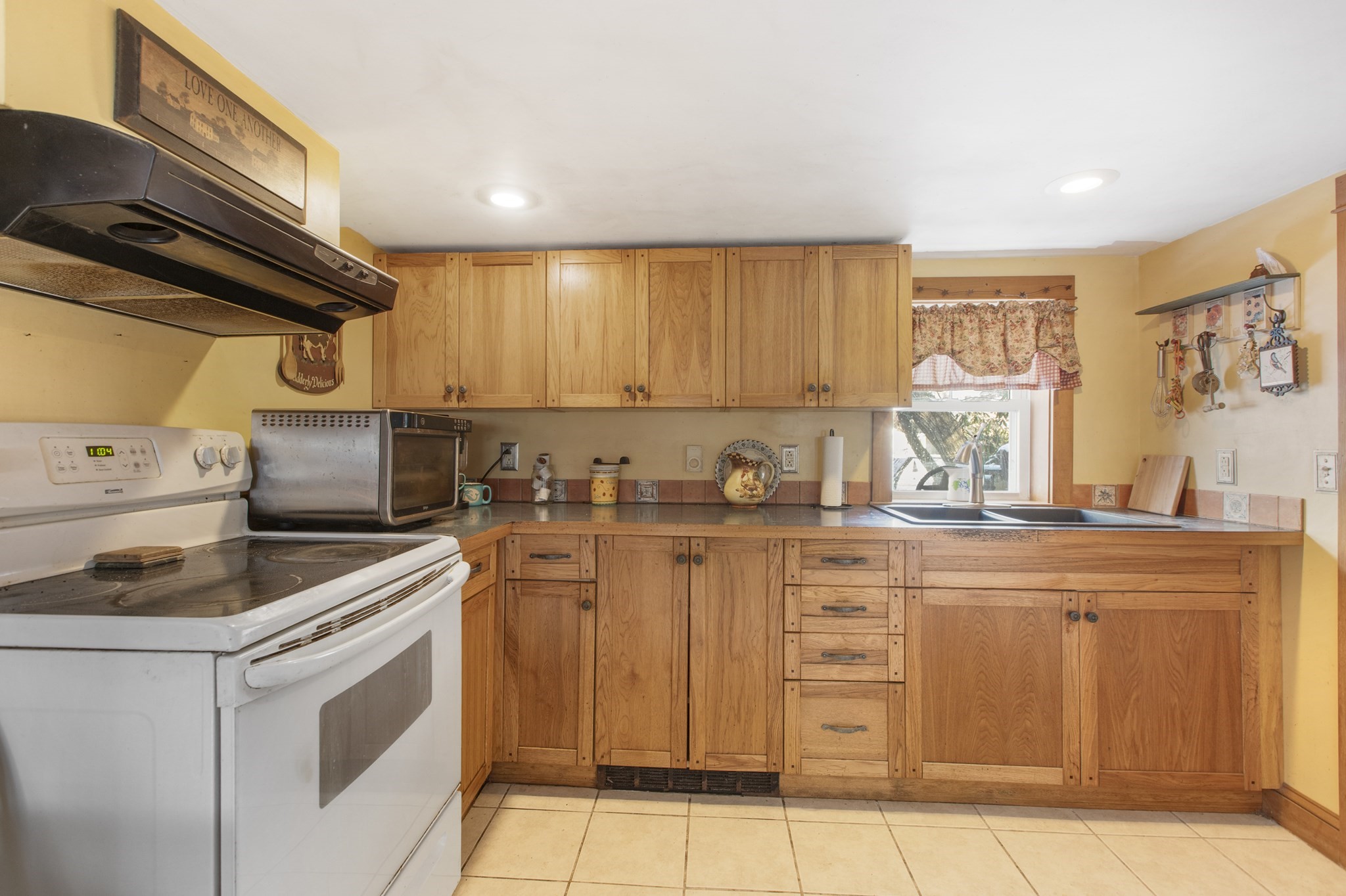 22 Mill Pond Rd, Pembroke, MA 02359 - Image 18