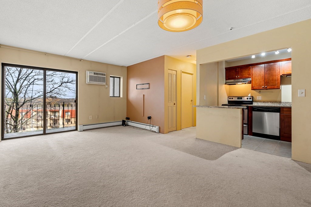 159 Franklin St Unit D2, Stoneham, MA 02180 - Image 4