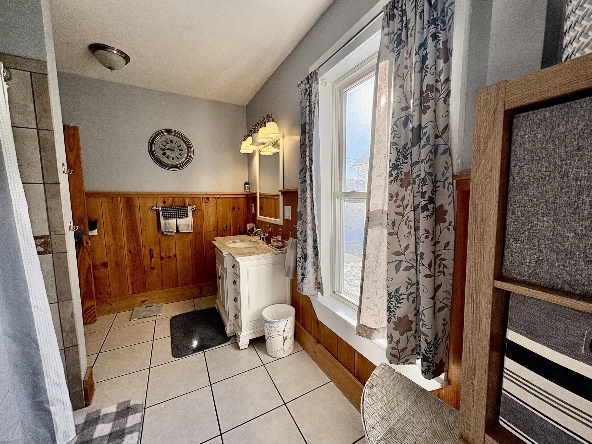 111 Quaboag St, Warren, MA 01083 - Image 19