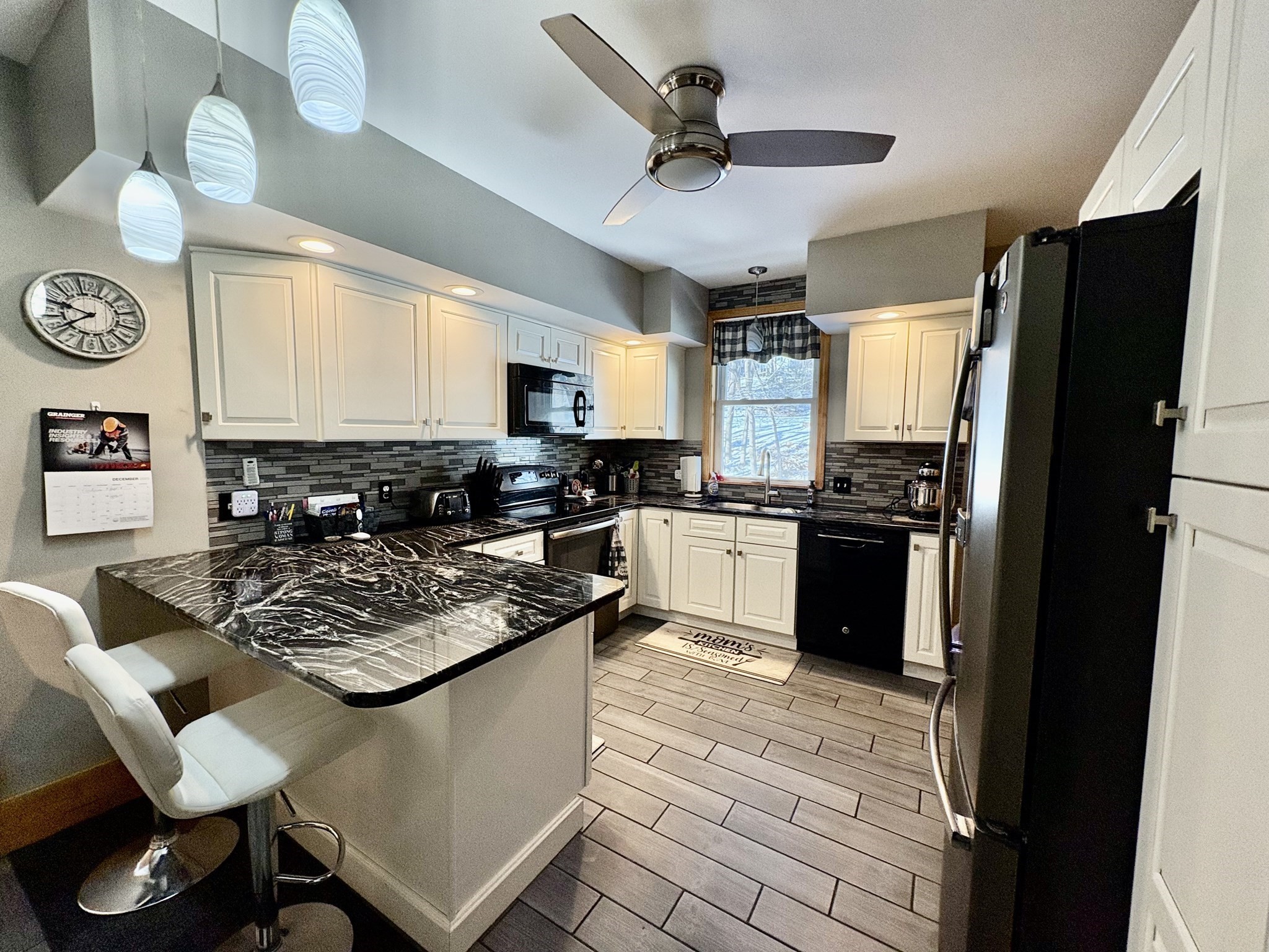 111 Quaboag St, Warren, MA 01083 - Image 6