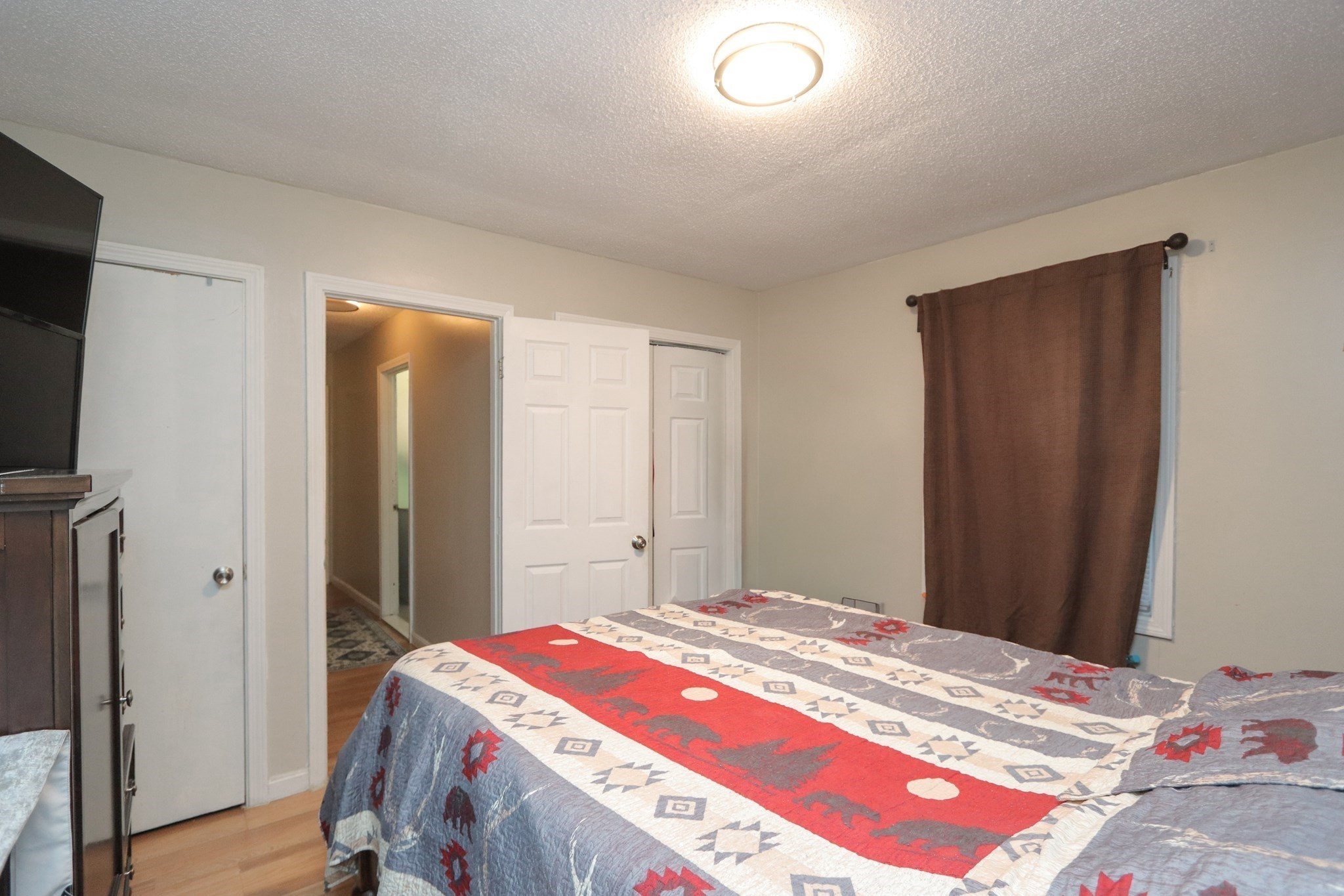 70 Manhattan St, Springfield, MA 01109 - Image 27