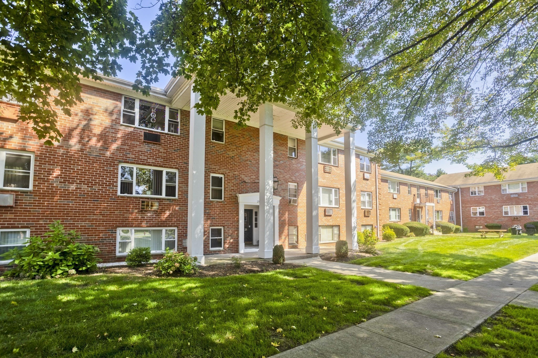 234 Regency Park Dr Unit 234, Agawam, MA 01001 - Image 2