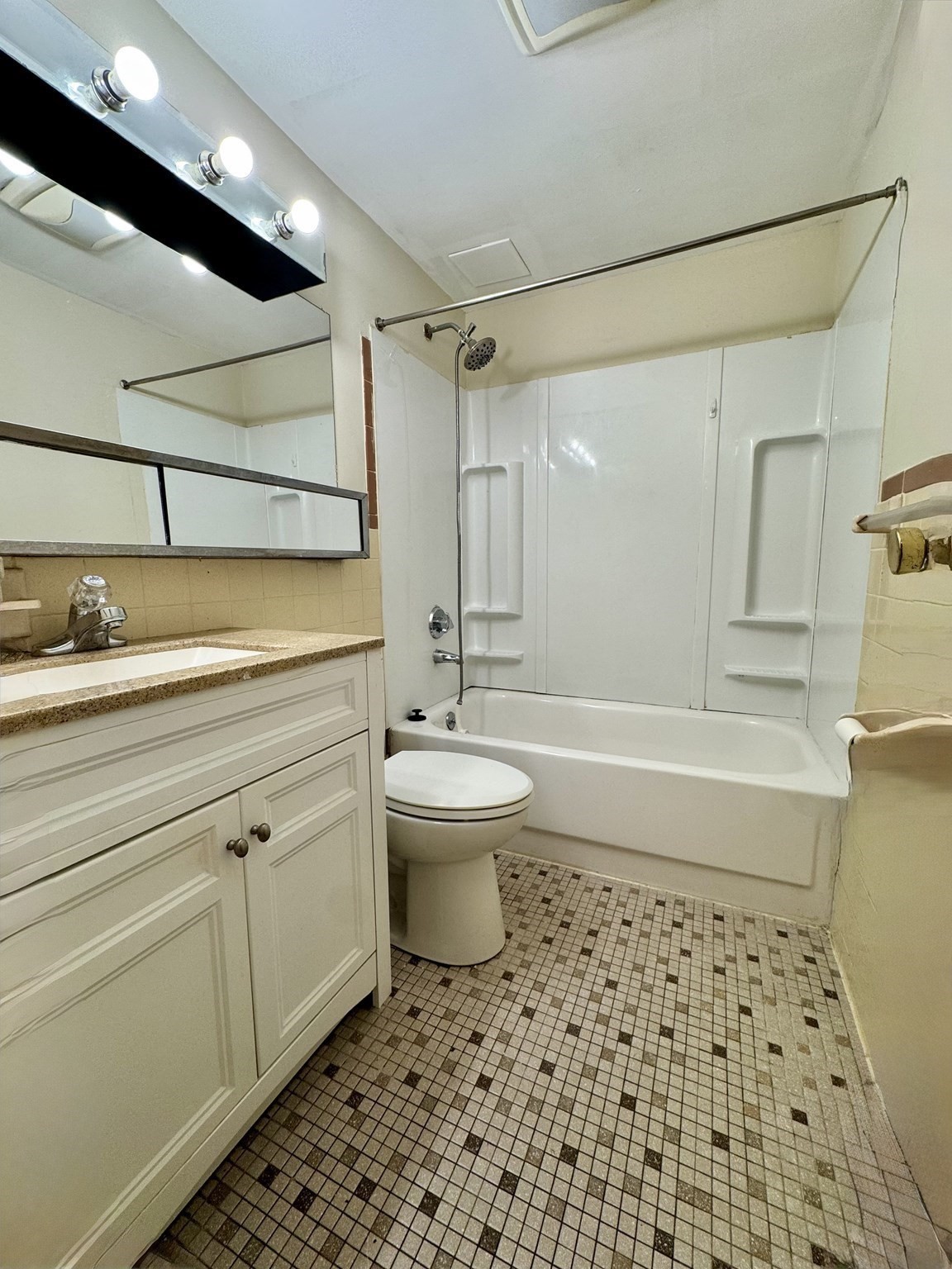 234 Regency Park Dr Unit 234, Agawam, MA 01001 - Image 13