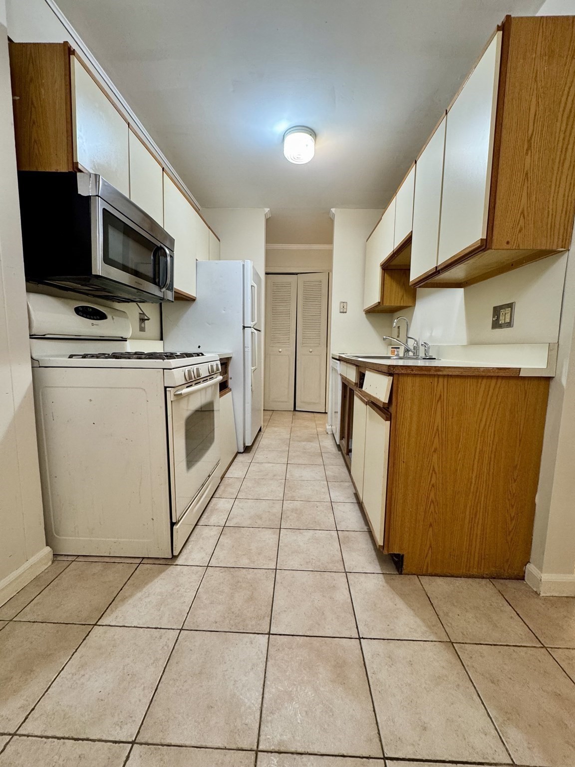 234 Regency Park Dr Unit 234, Agawam, MA 01001 - Image 7