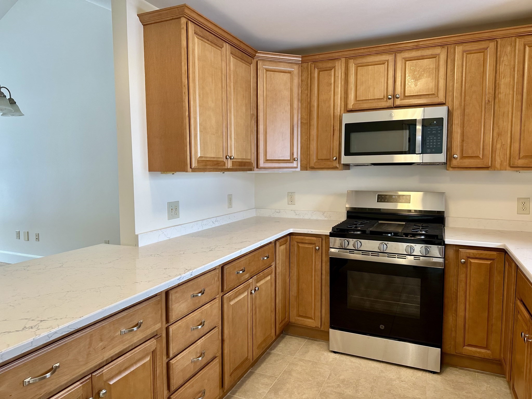 115 Elm Street Unit 7B, Hatfield, MA 01038 - Image 11