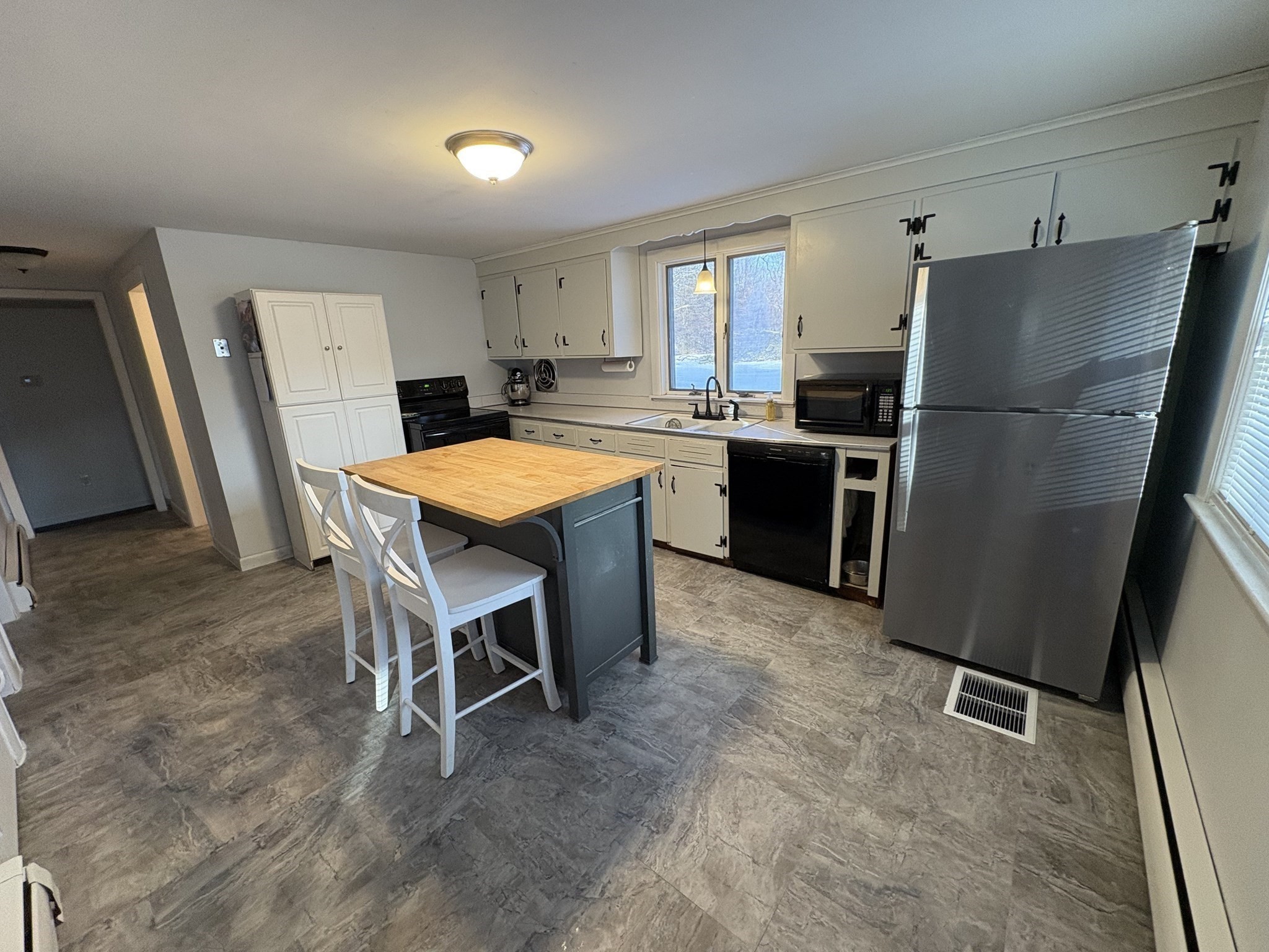 116 Bedford St, West Bridgewater, MA 02379 - Image 2