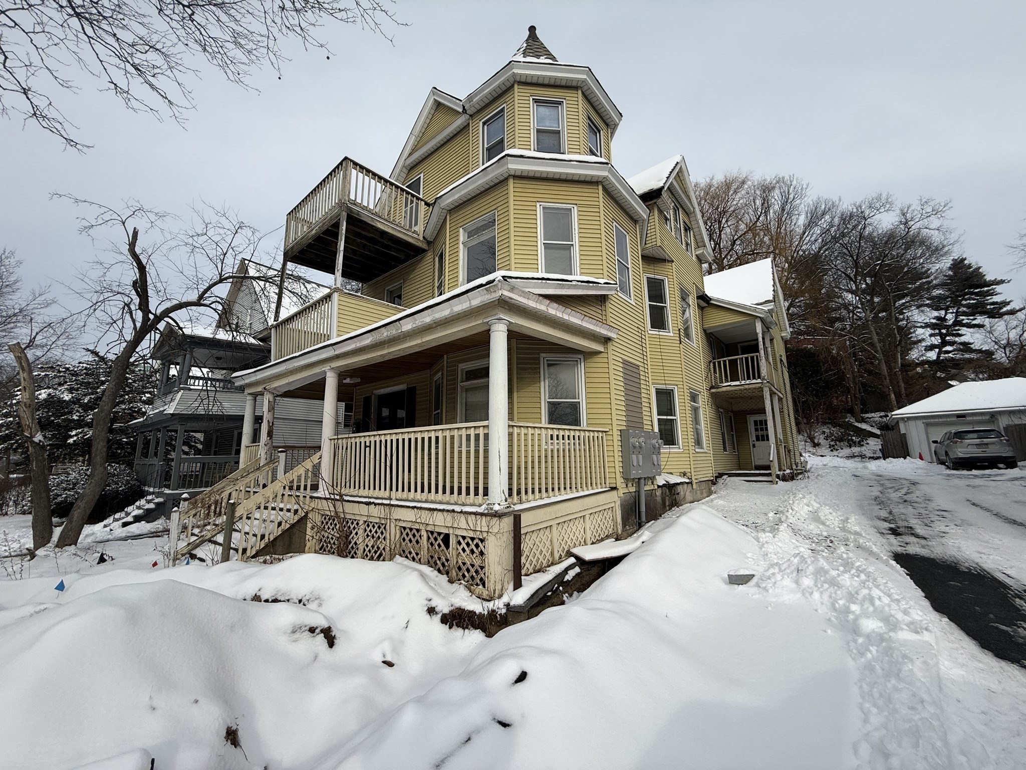 77 Fort Pleasant Ave, Springfield, MA 01108 - Image 2