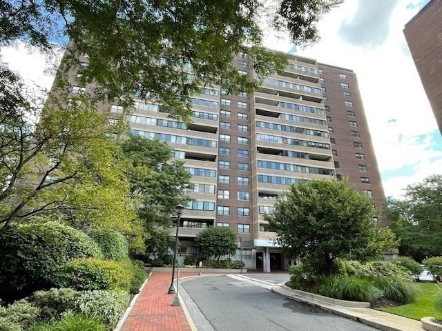 10 Hawthorne Place Unit 106, West End, Boston, MA 02114 - Image 27