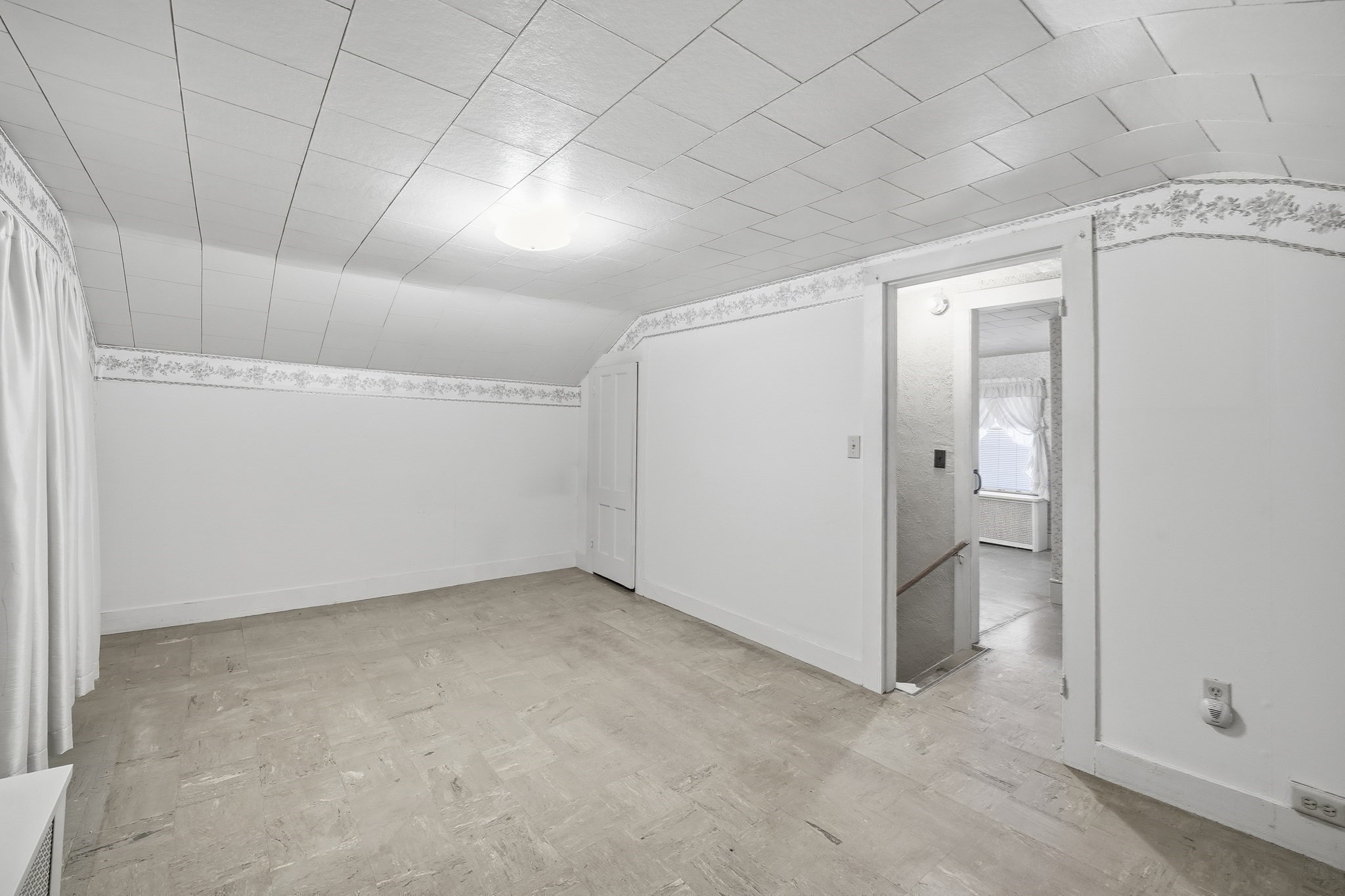 35 Dublin St, Chicopee, MA 01013 - Image 25