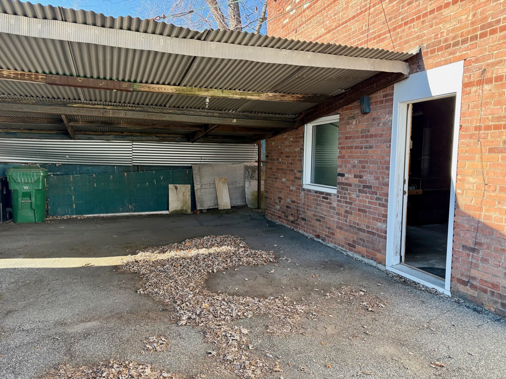 35 Dublin St, Chicopee, MA 01013 - Image 32