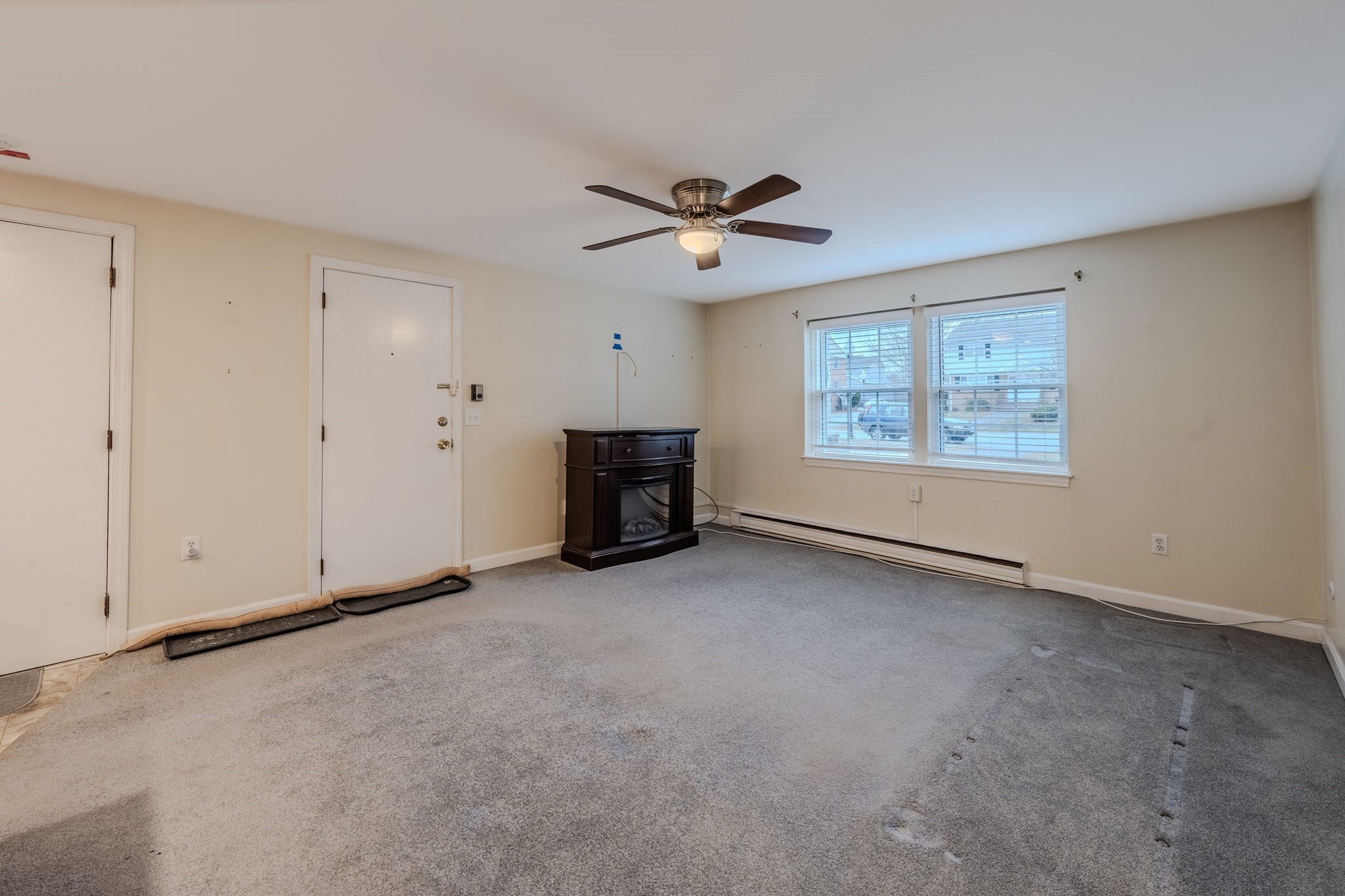 23 Frank St Unit 2, Dracut, MA 01826 - Image 6