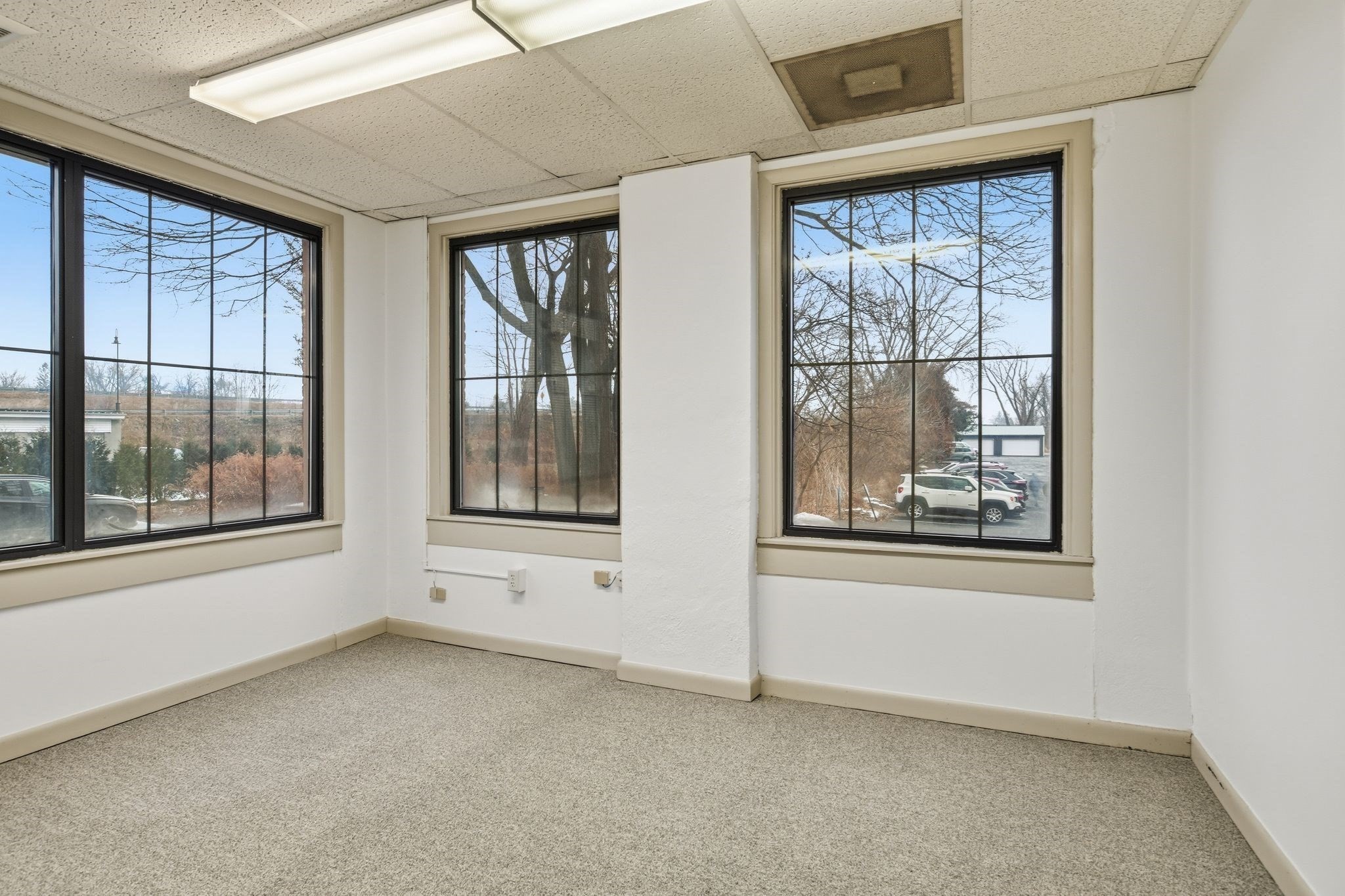 355 Bridge St Unit 4B, Northampton, MA 01060 - Image 1