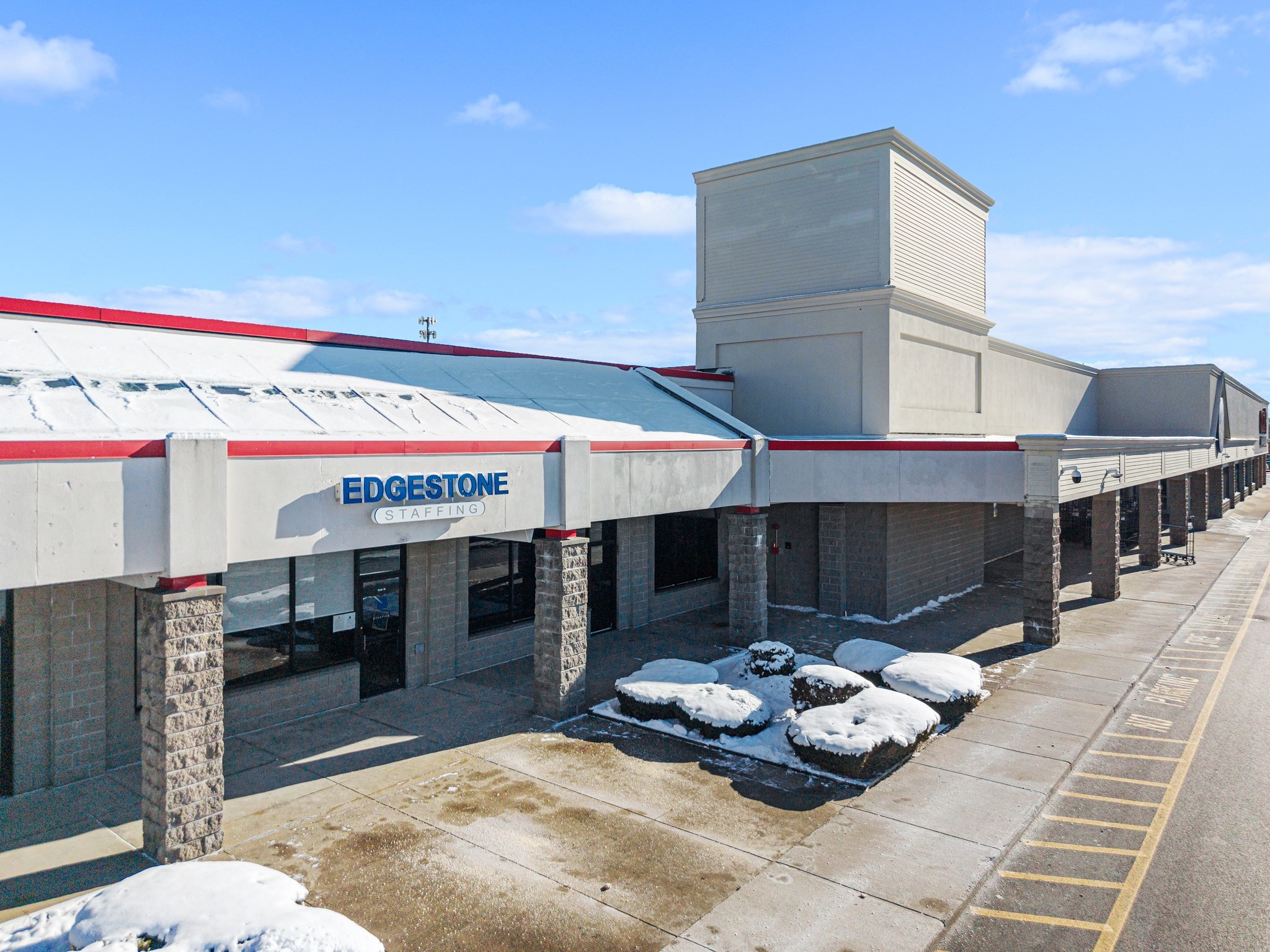 950 Kings Hwy Unit 9, New Bedford, MA 02745 - Image 2