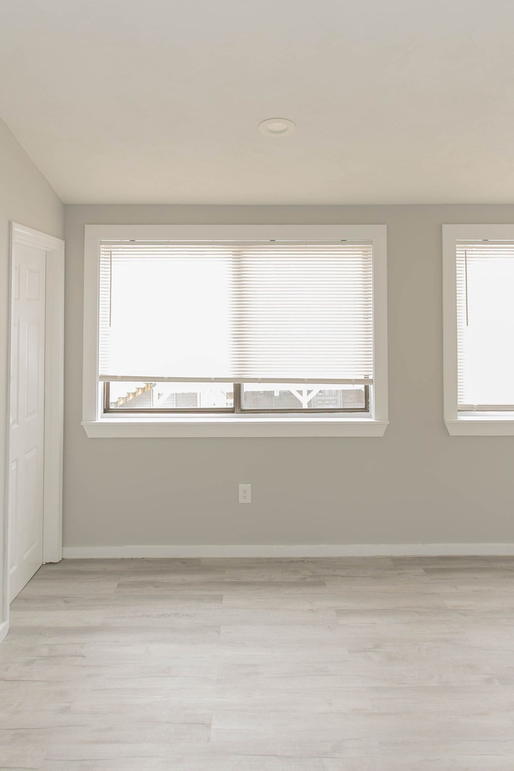 1 Elm Grove Ave, Tyngsborough, MA 01879 - Image 16