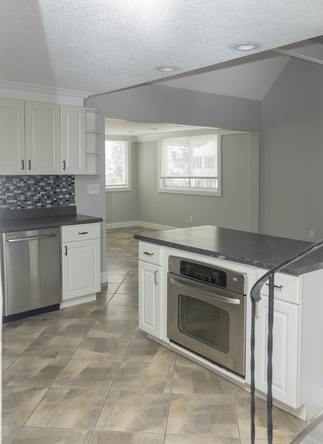 1 Elm Grove Ave, Tyngsborough, MA 01879 - Image 28