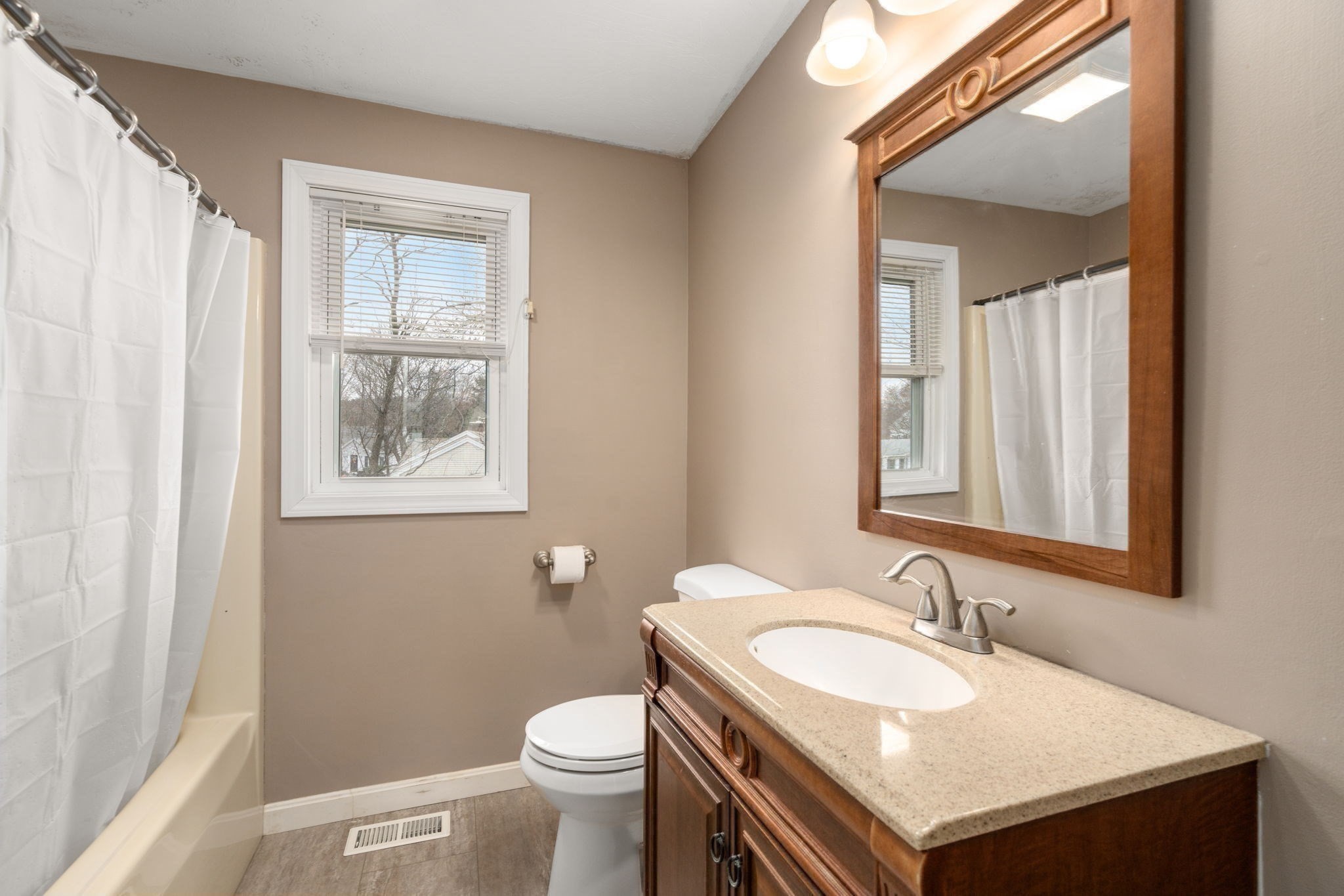 125 Saint Andre Dr, Uxbridge, MA 01569 - Image 16