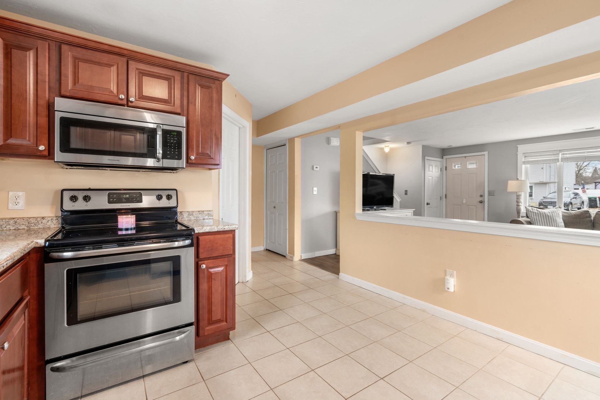 125 Saint Andre Dr, Uxbridge, MA 01569 - Image 6