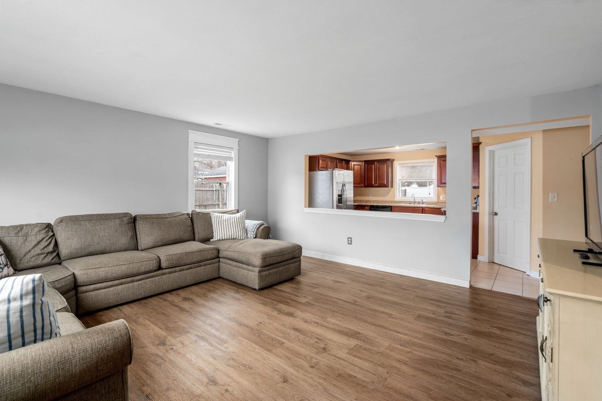 125 Saint Andre Dr, Uxbridge, MA 01569 - Image 7