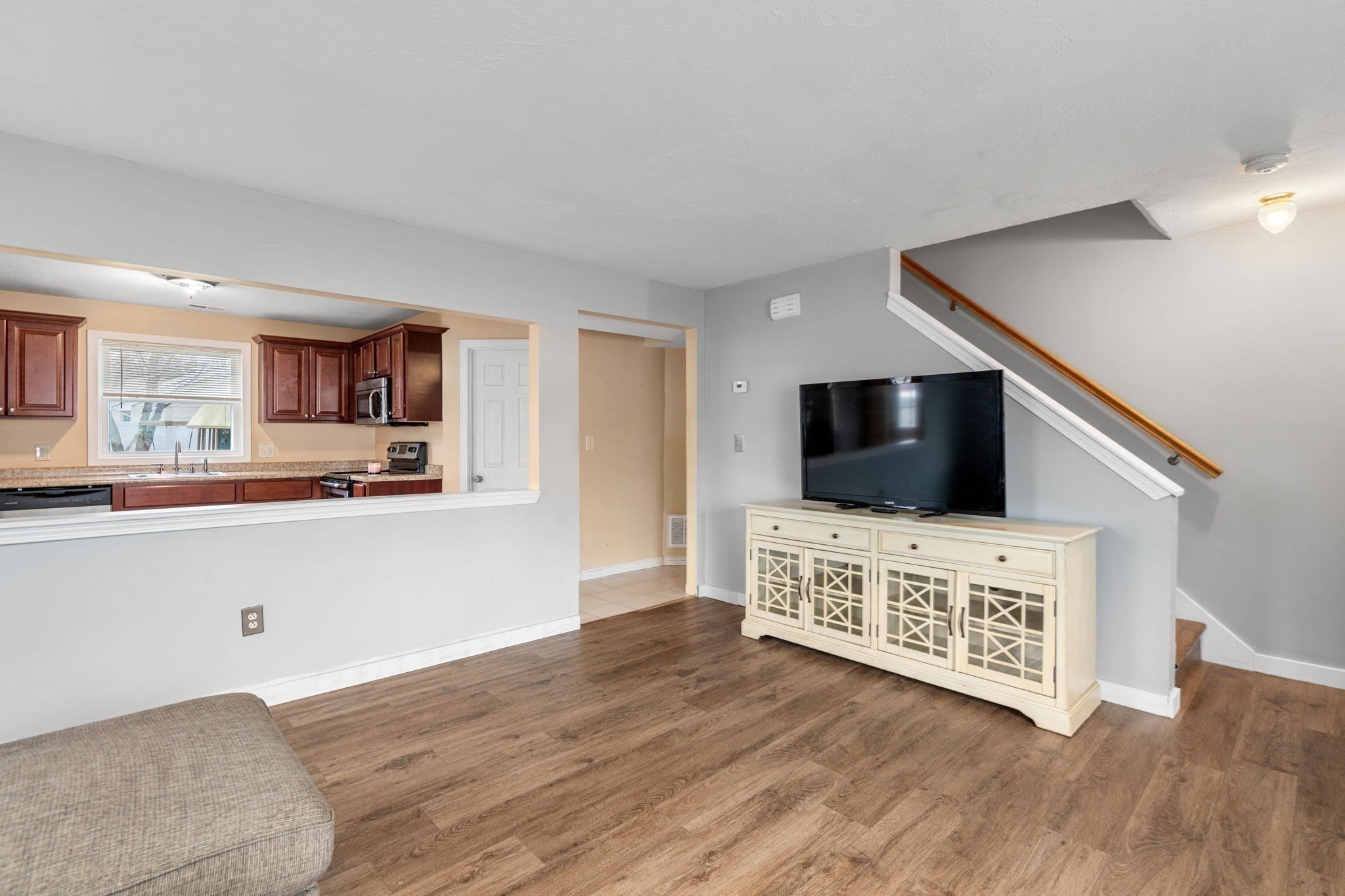 125 Saint Andre Dr, Uxbridge, MA 01569 - Image 8