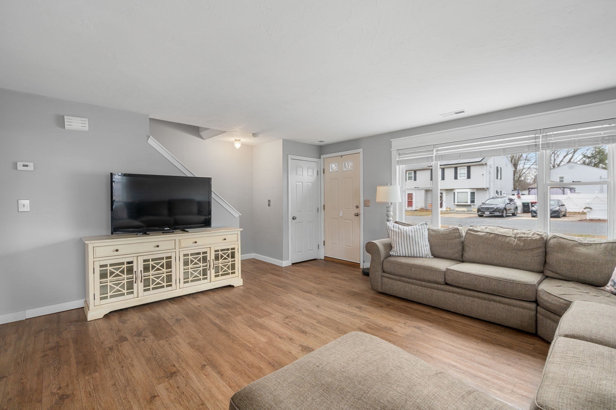 125 Saint Andre Dr, Uxbridge, MA 01569 - Image 9