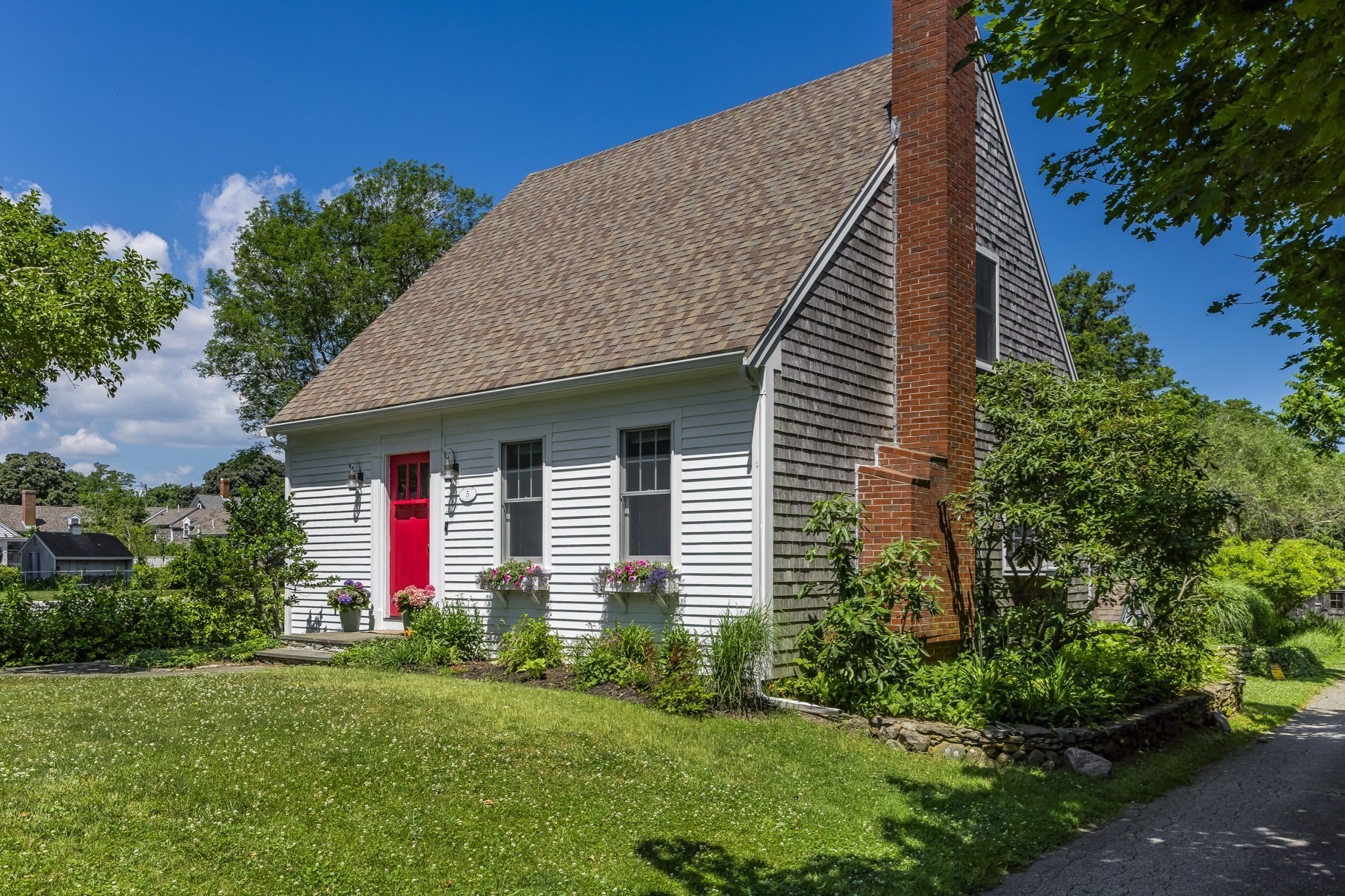 5 Canary Street, Sandwich, MA 02563