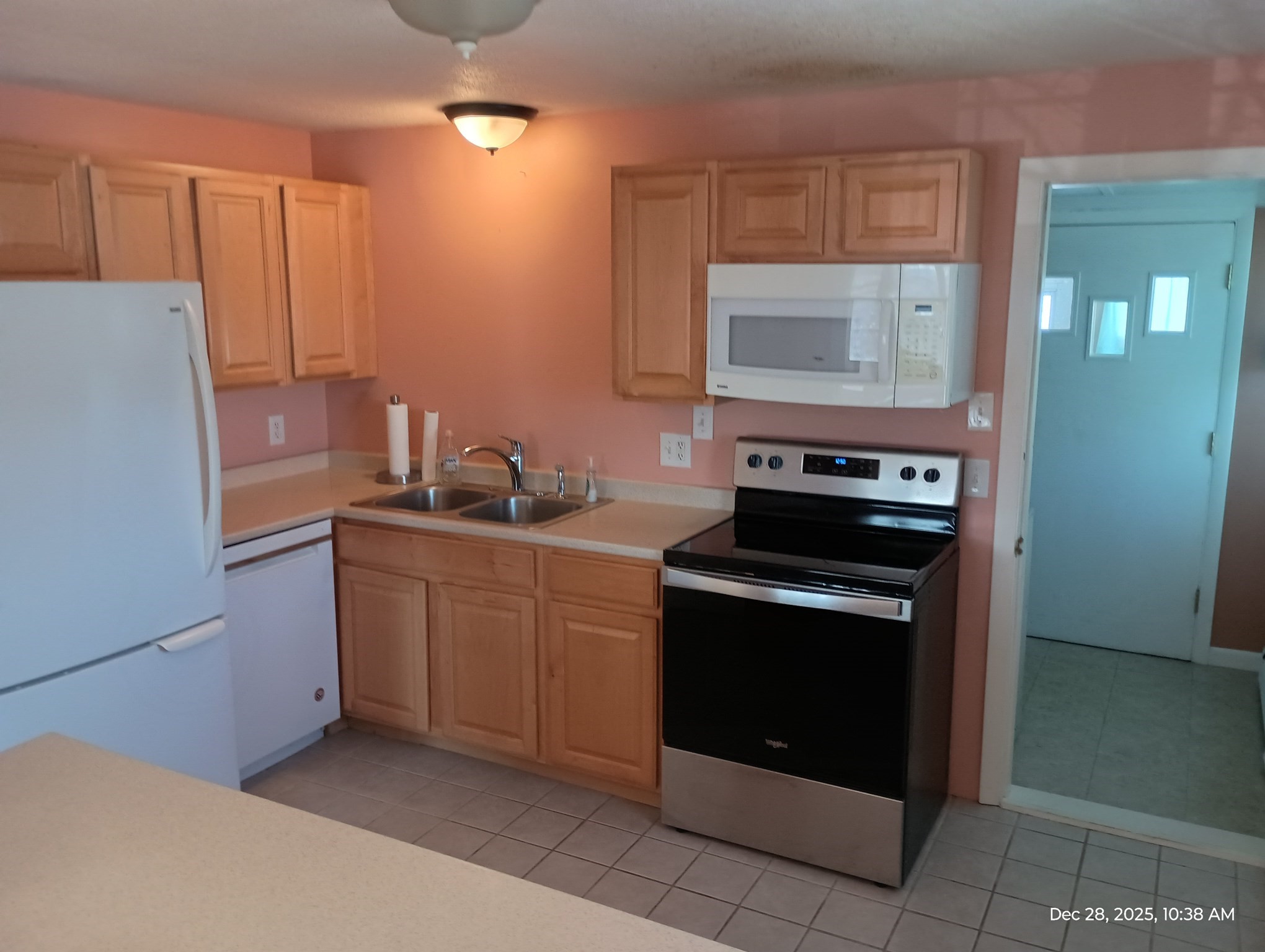 13 Blanchard Ave, Uxbridge, MA 01569 - Image 14