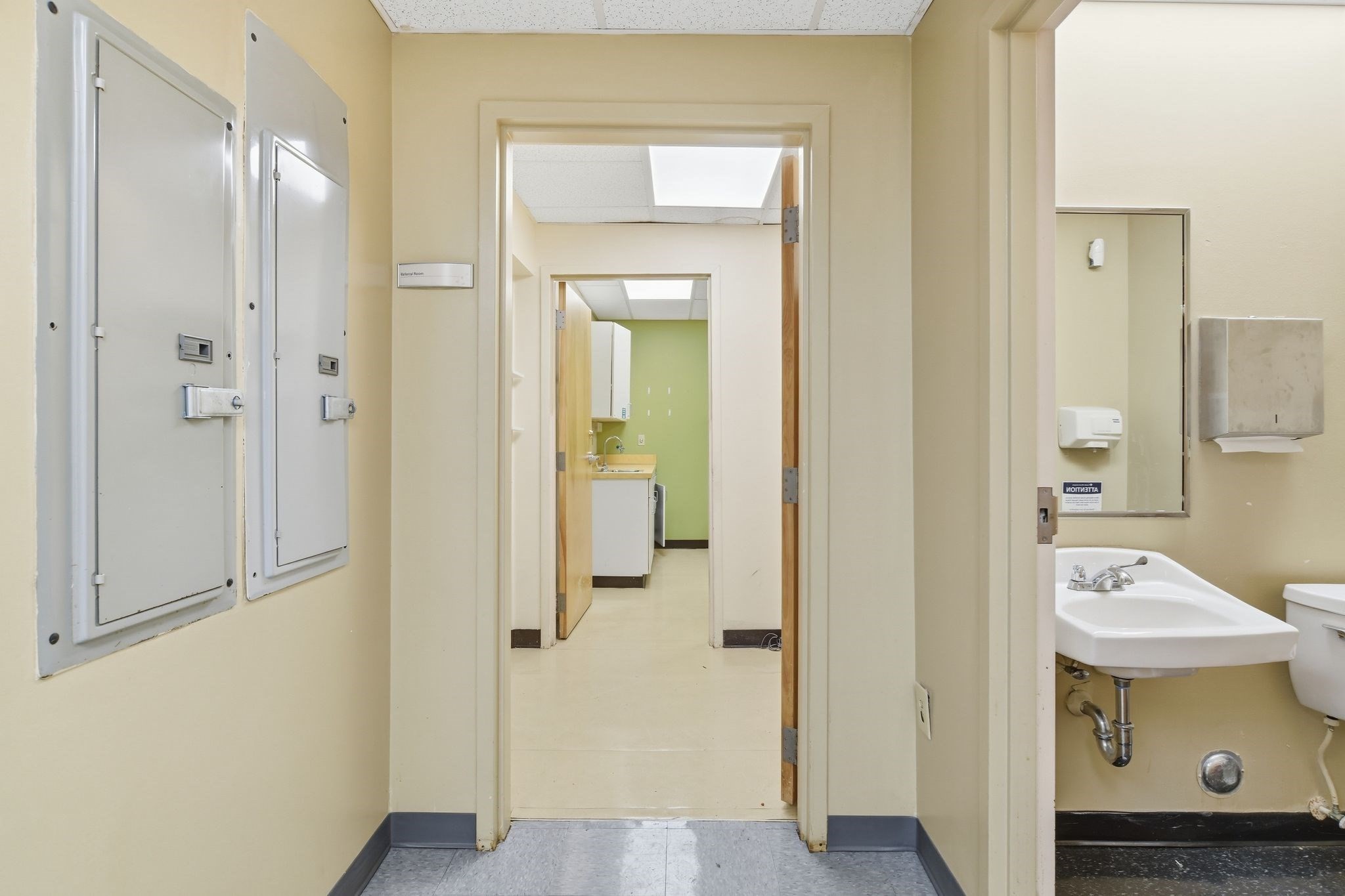 534 Sumner Ave, Springfield, MA 01108 - Image 26