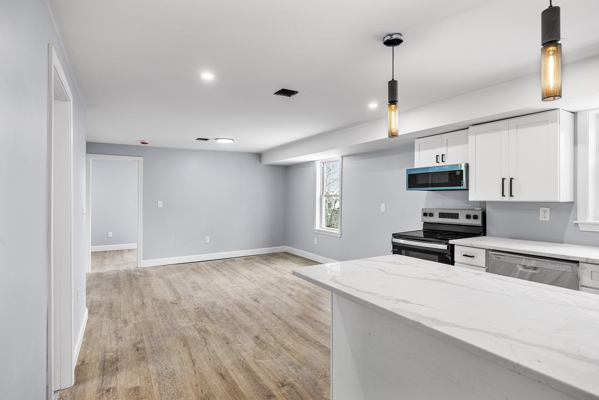 1587 Purchase St, New Bedford, MA 02740 - Image 16