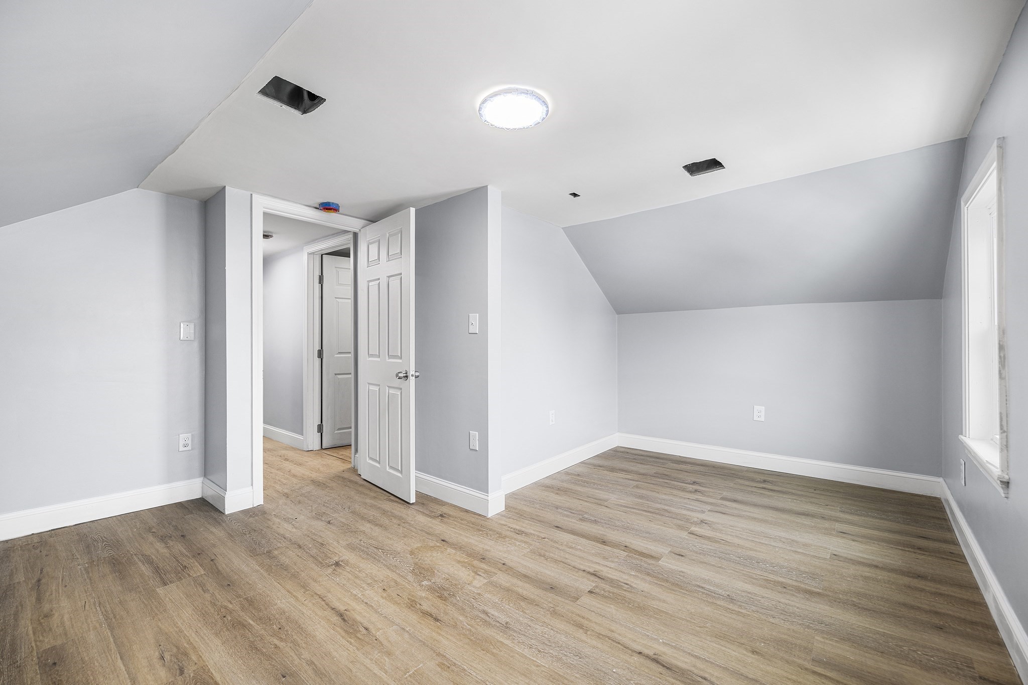 1587 Purchase St, New Bedford, MA 02740 - Image 27