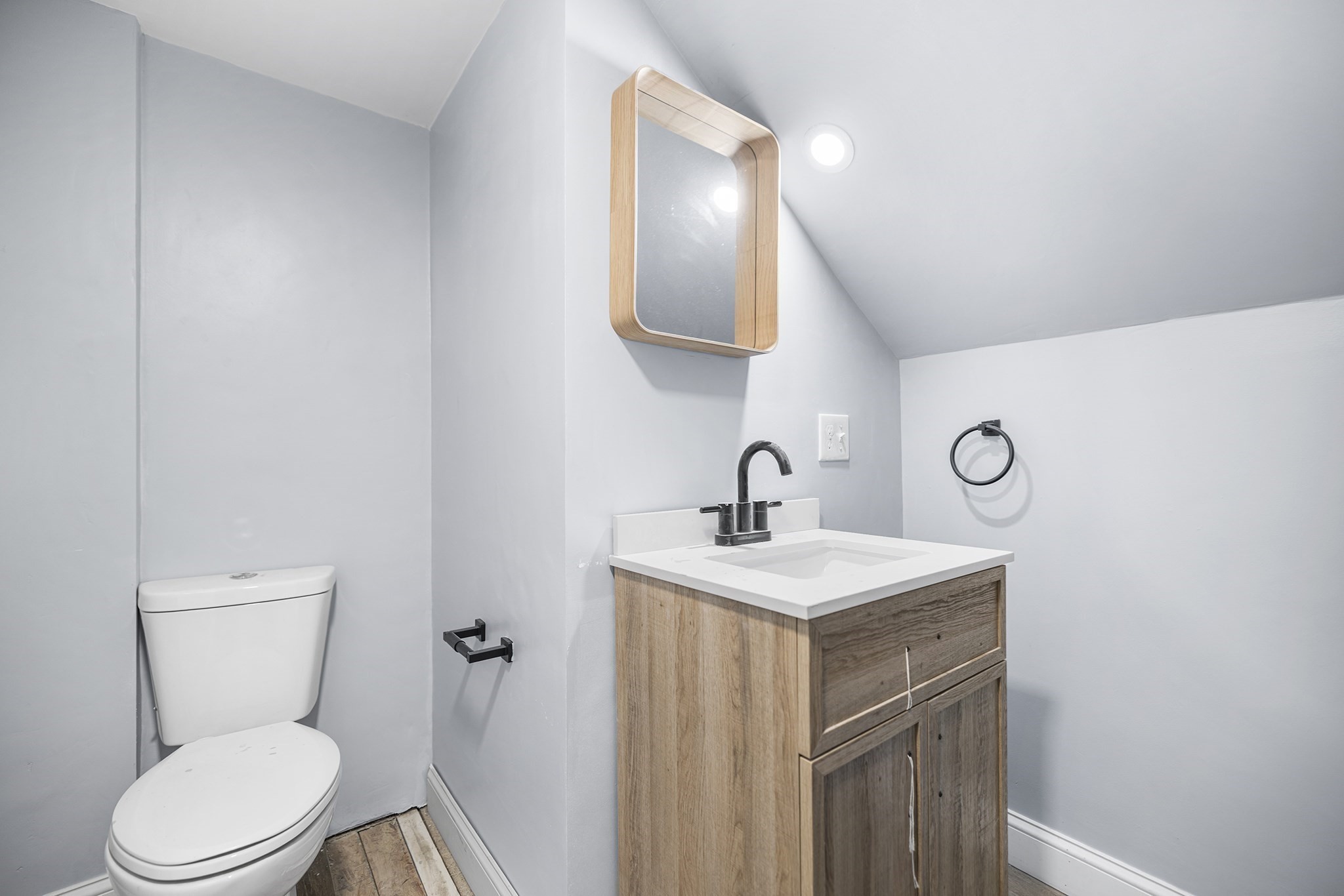 1587 Purchase St, New Bedford, MA 02740 - Image 34